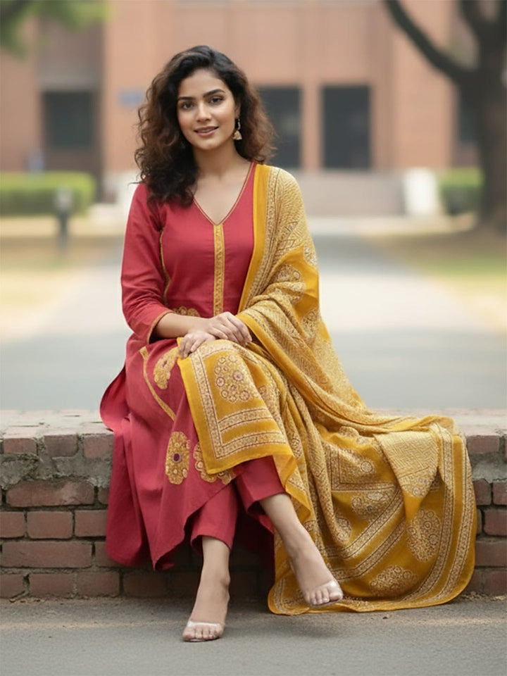 ETHNIC SETS