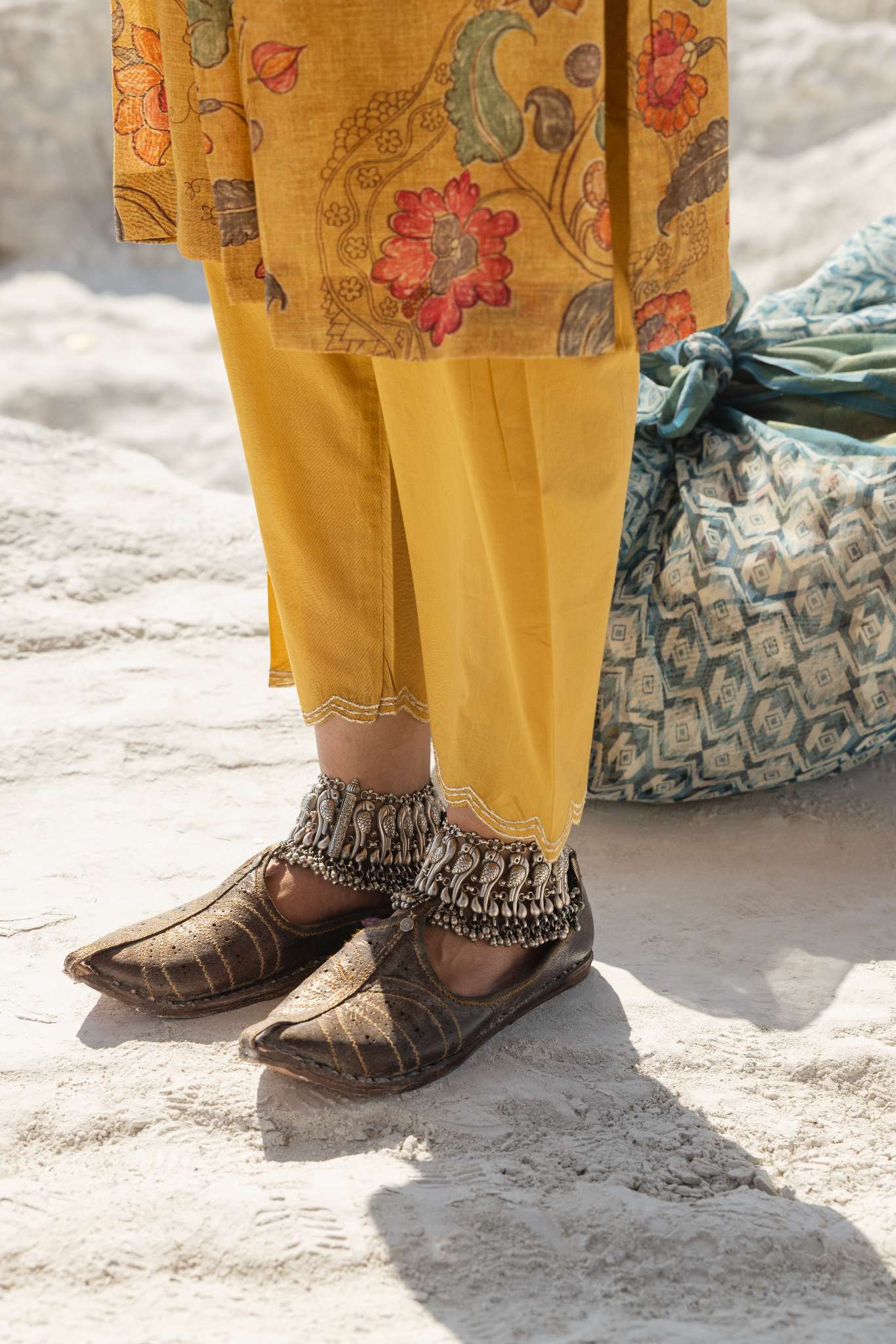 MUSTARD LINEN KURTA SET