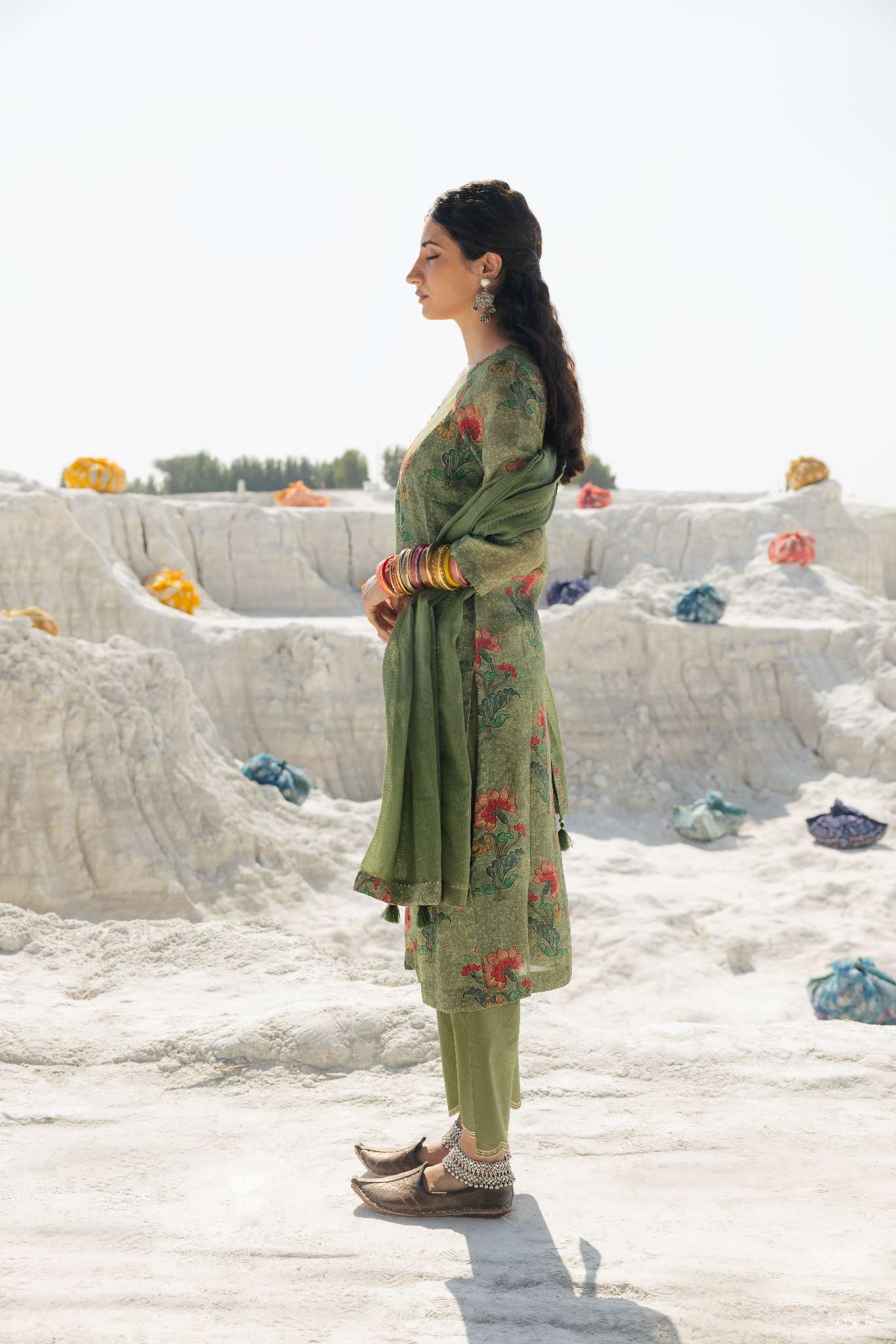 SAGE GREEN LINEN KURTA SET