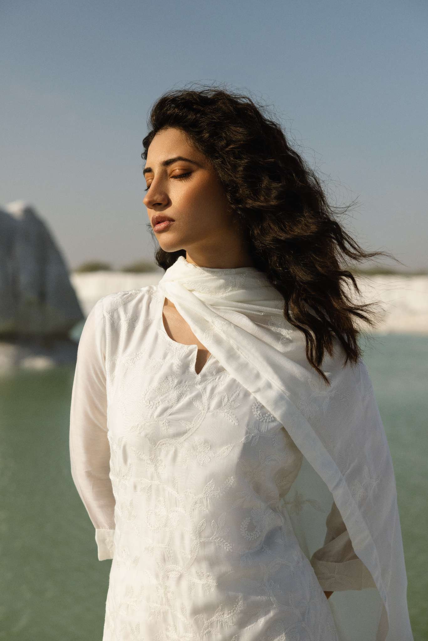MUL CHANDERI WHITE CHIKANKARI KURTA SET