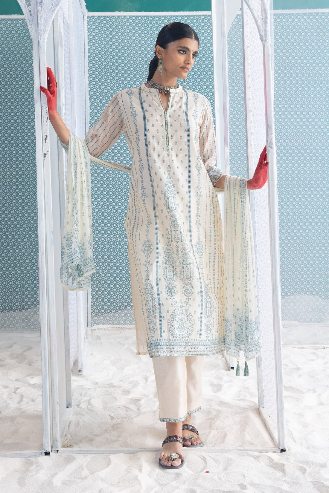 Cream Printed Kurta 3 Pcs Set