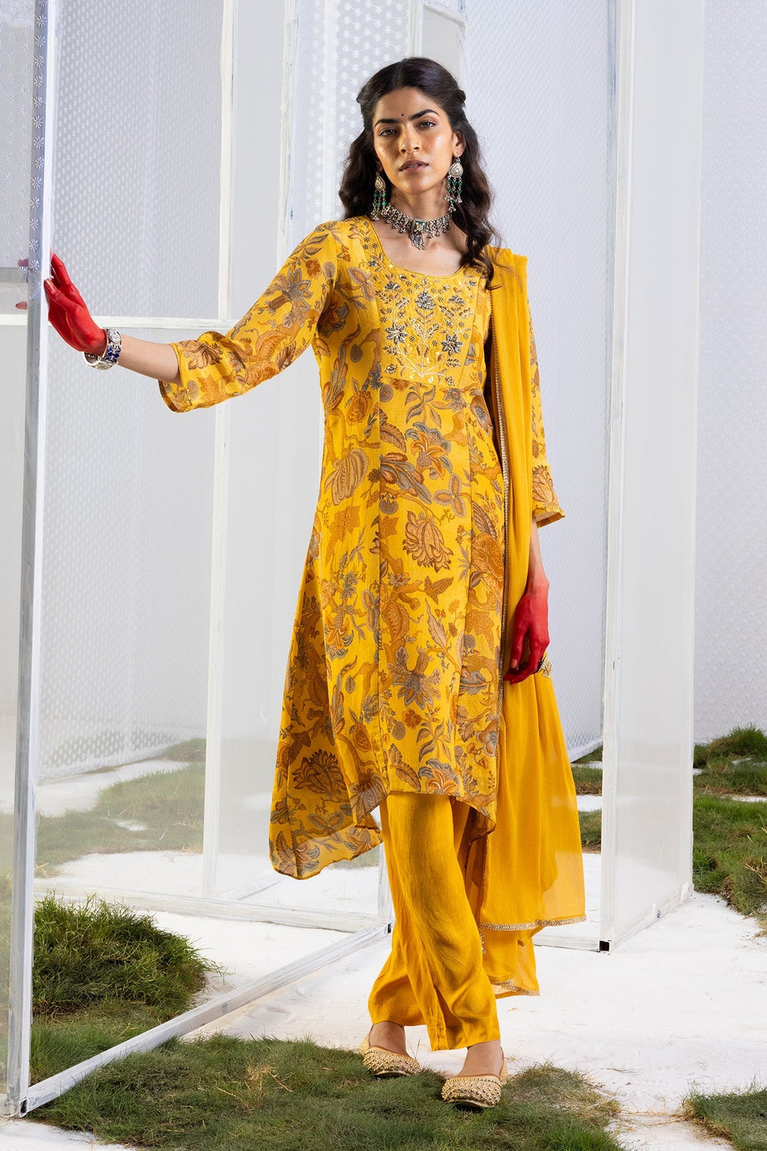 Mustard Floral Yoke-Embellished Kurta. 3 Pcs Set