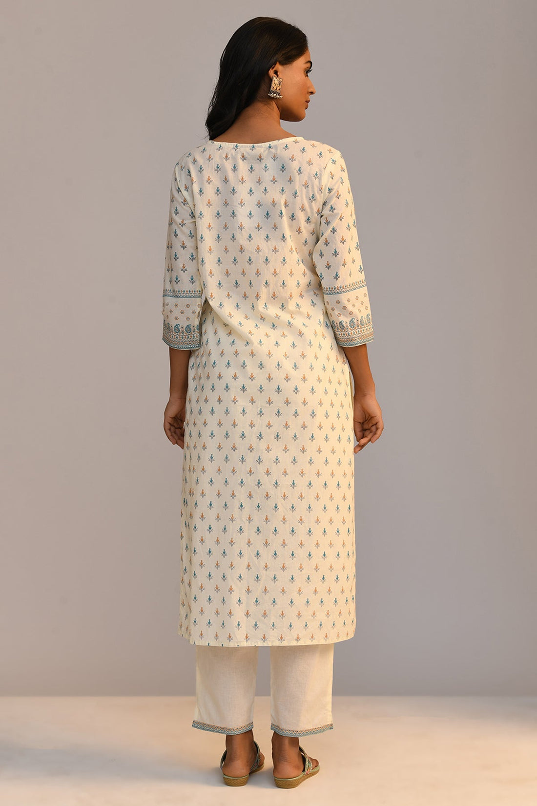 Cream Embellished Printed Kurta 3 Pcs Set