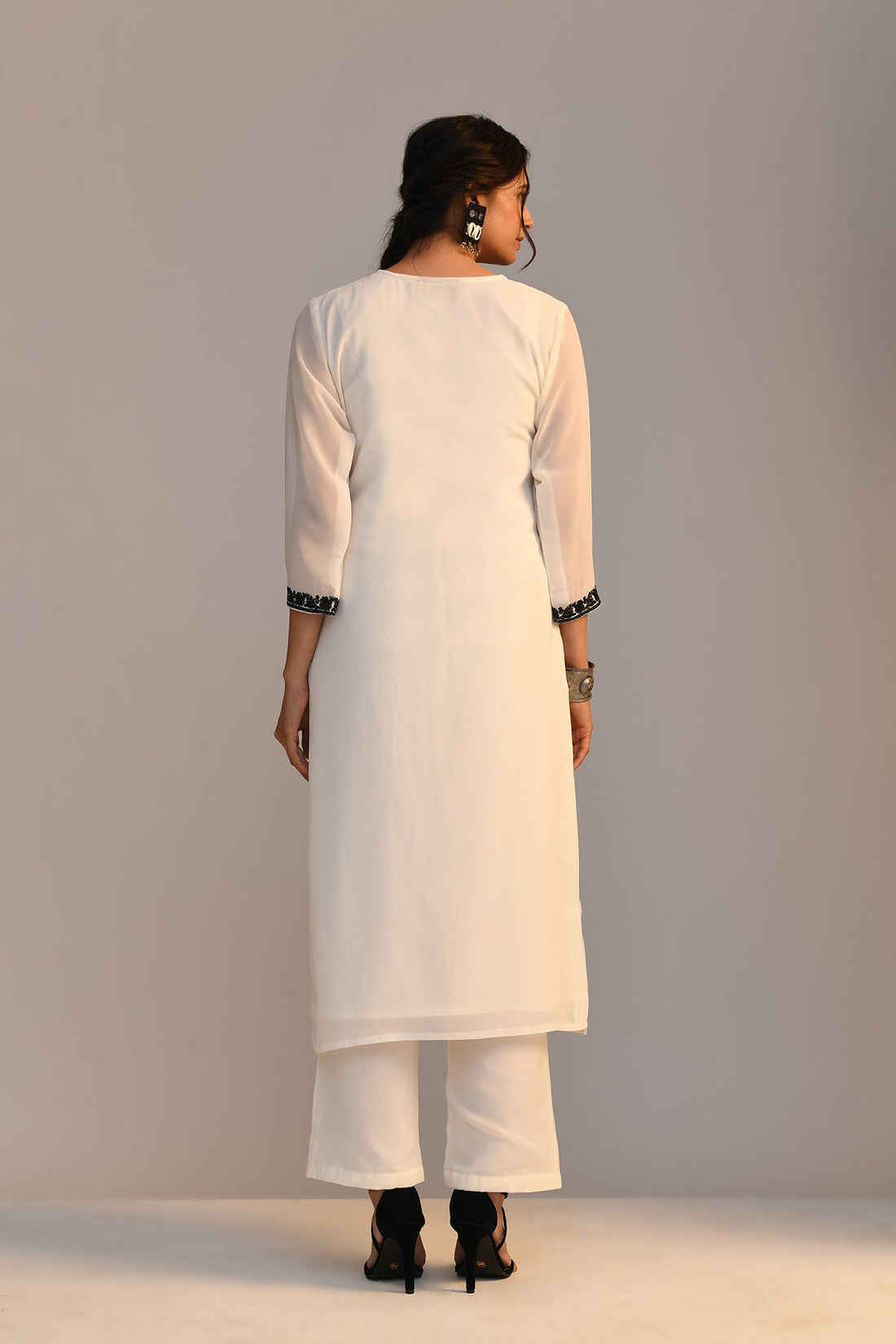 Cream Embroidered Straight Kurta 3 Pcs Set