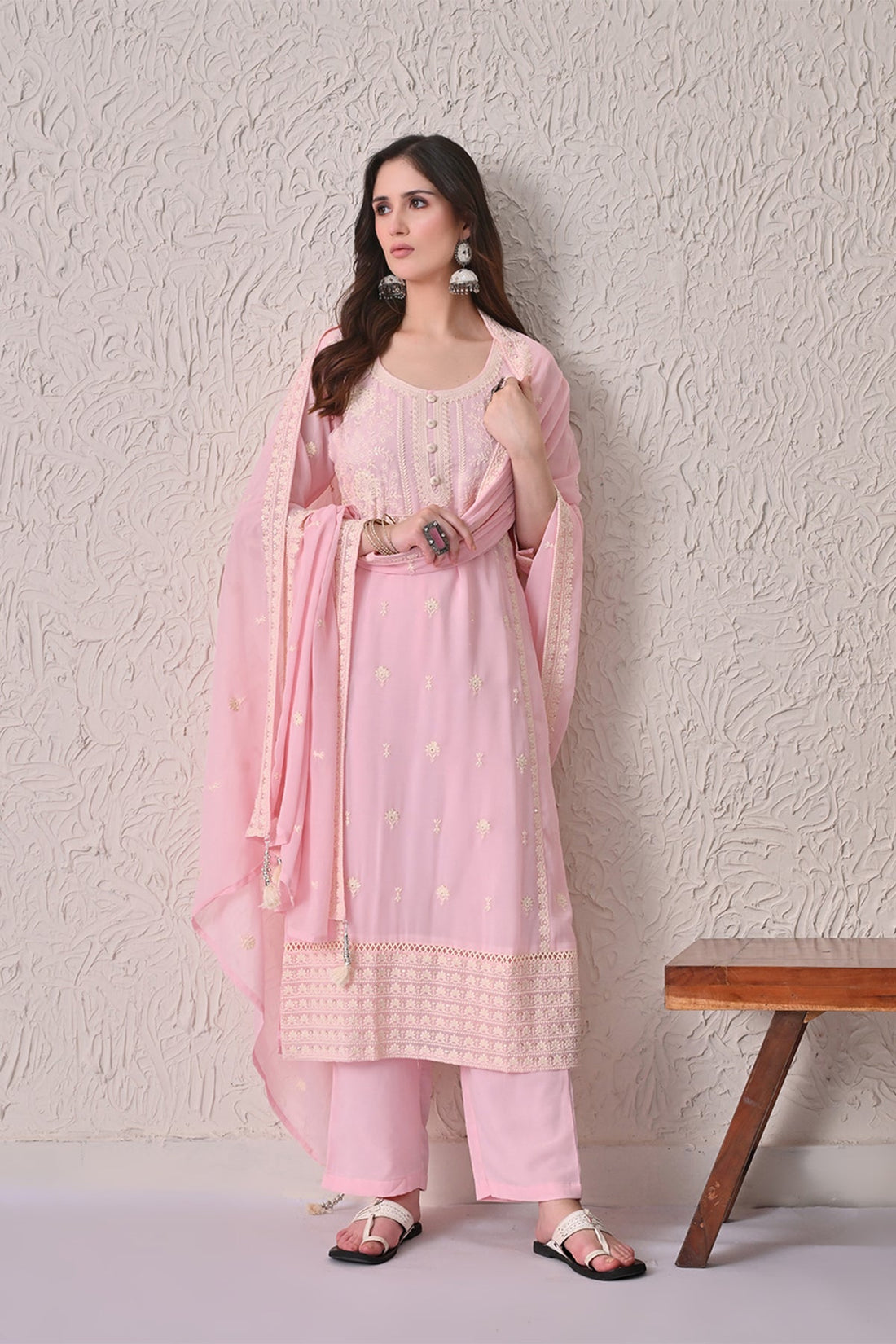 Pink Embroidered Kurta 3 Pcs Set