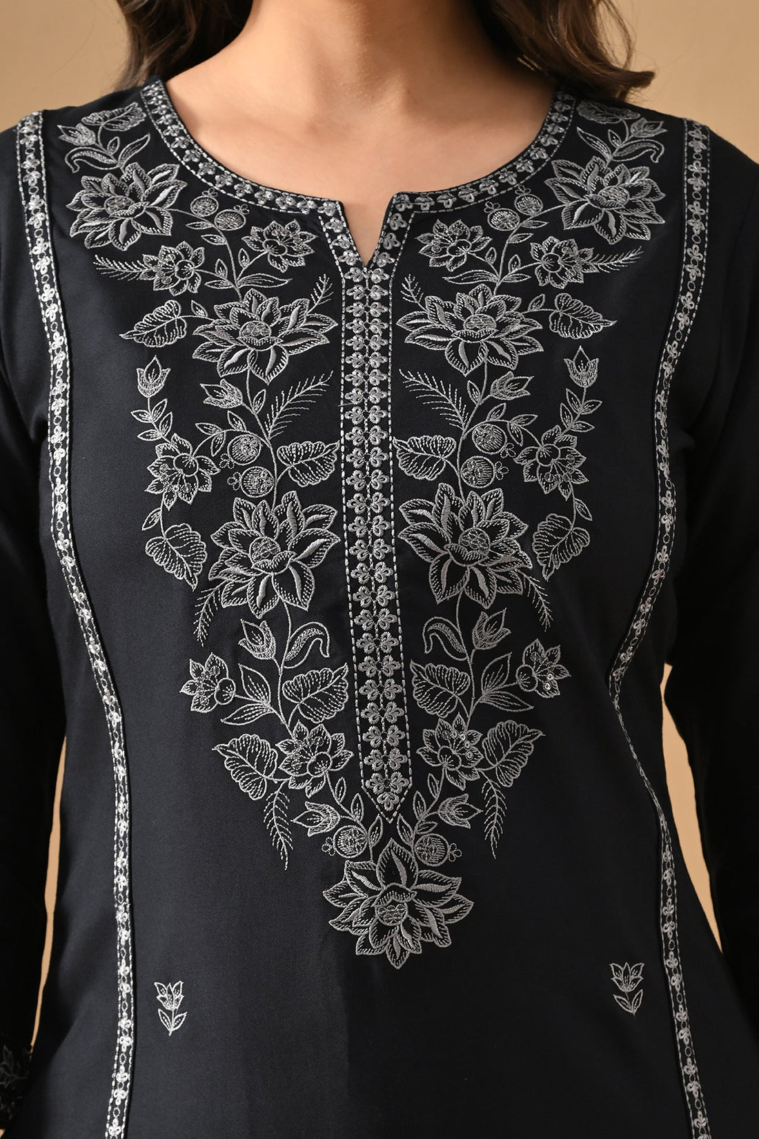 Blue Embroidered Kurta 2 Pcs Set