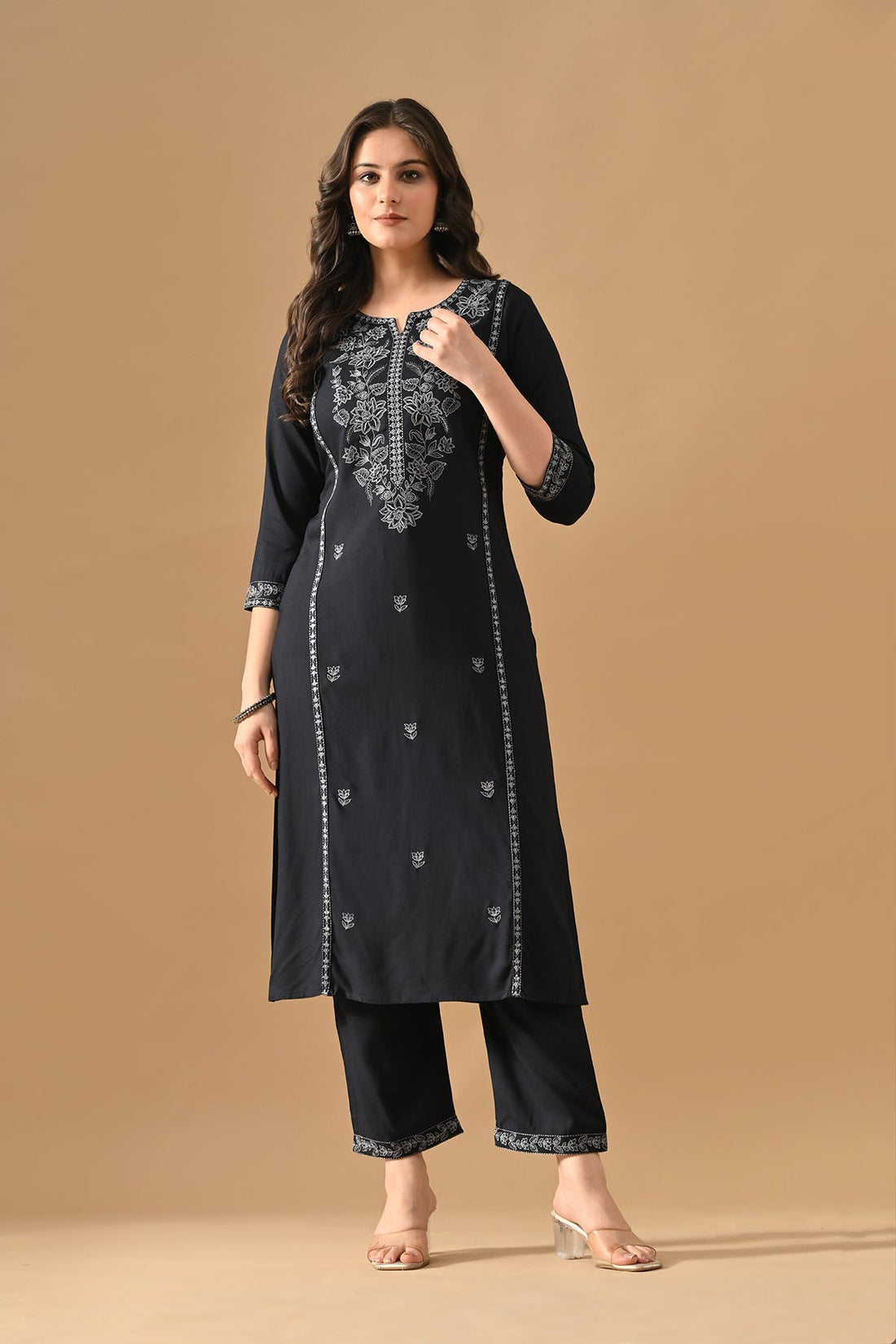 Blue Embroidered Kurta 2 Pcs Set