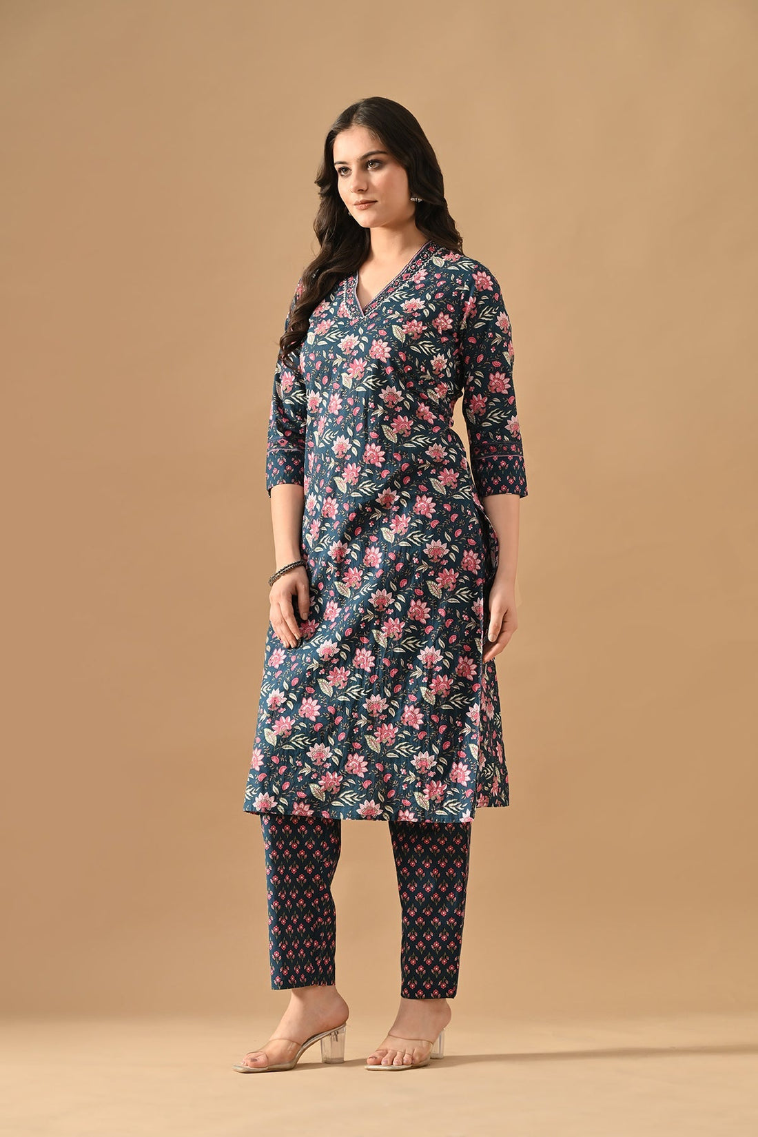 Blue Floral Printed Kurta 2 Pcs Set