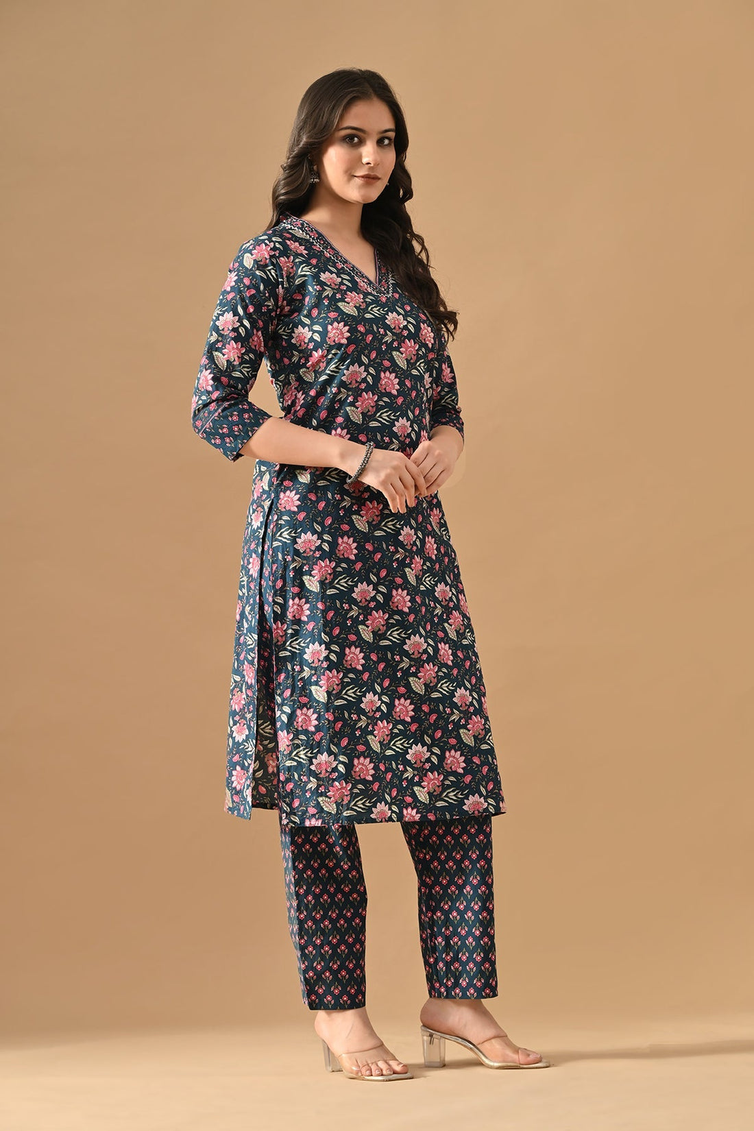 Blue Floral Printed Kurta 2 Pcs Set