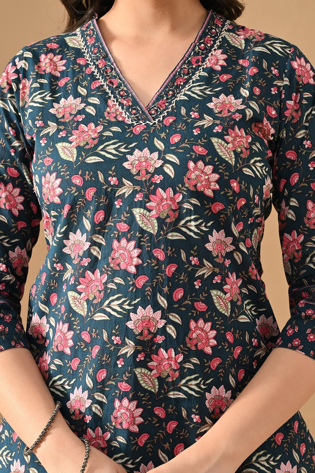 Blue Floral Printed Kurta 2 Pcs Set