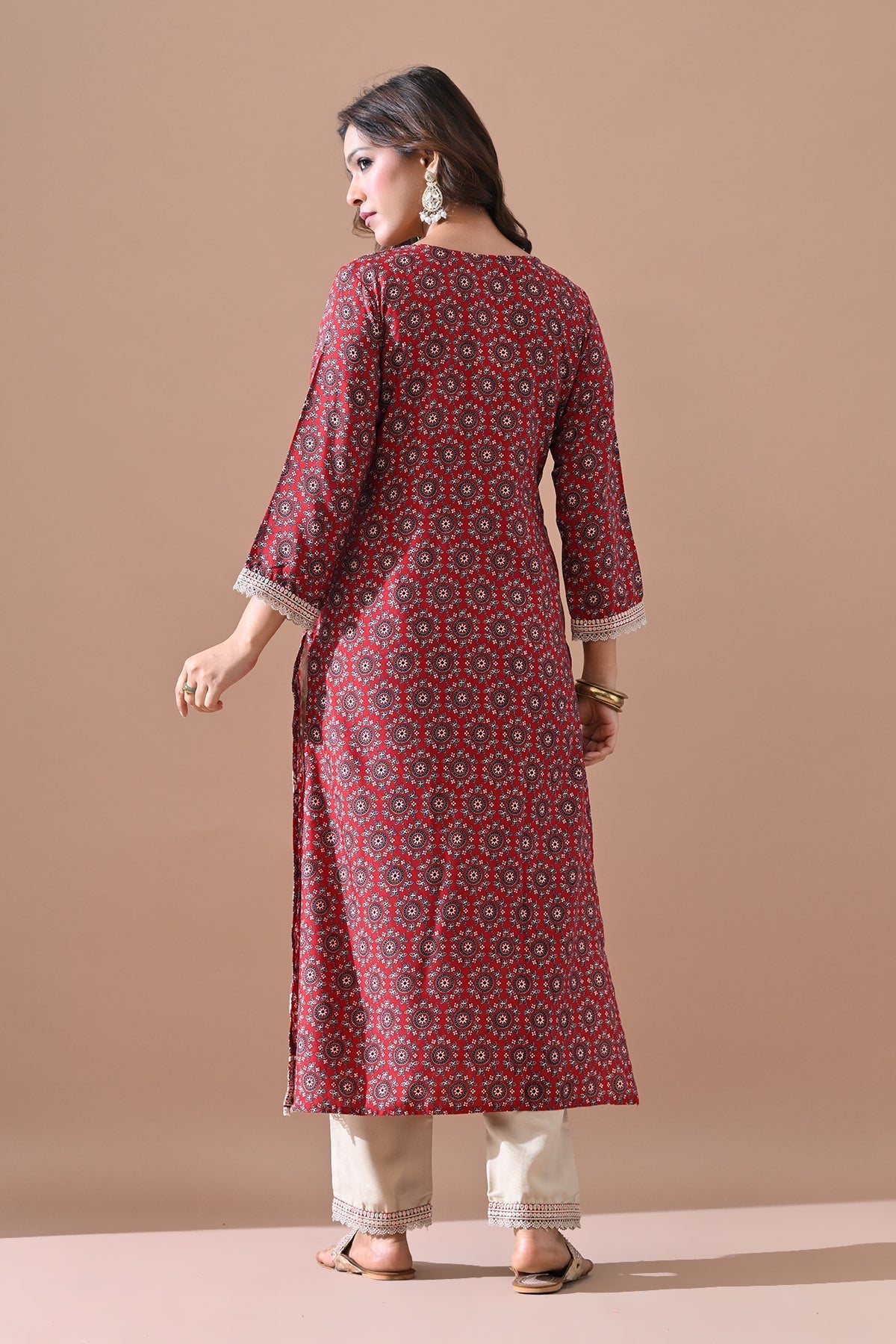 Maroon Embroidered Kurta 2 Pcs Set