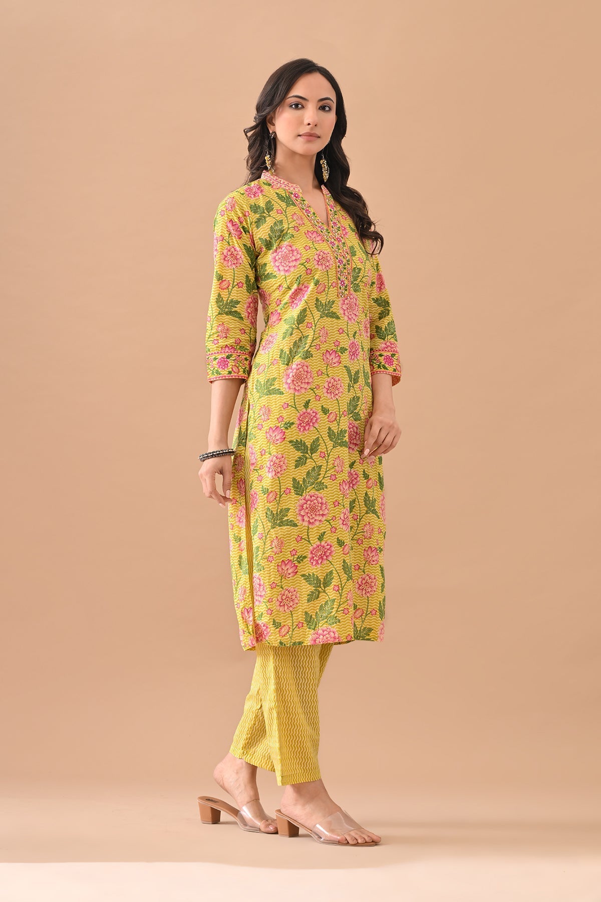 Yellow Floral Printed Kurta 2 Pcs Set