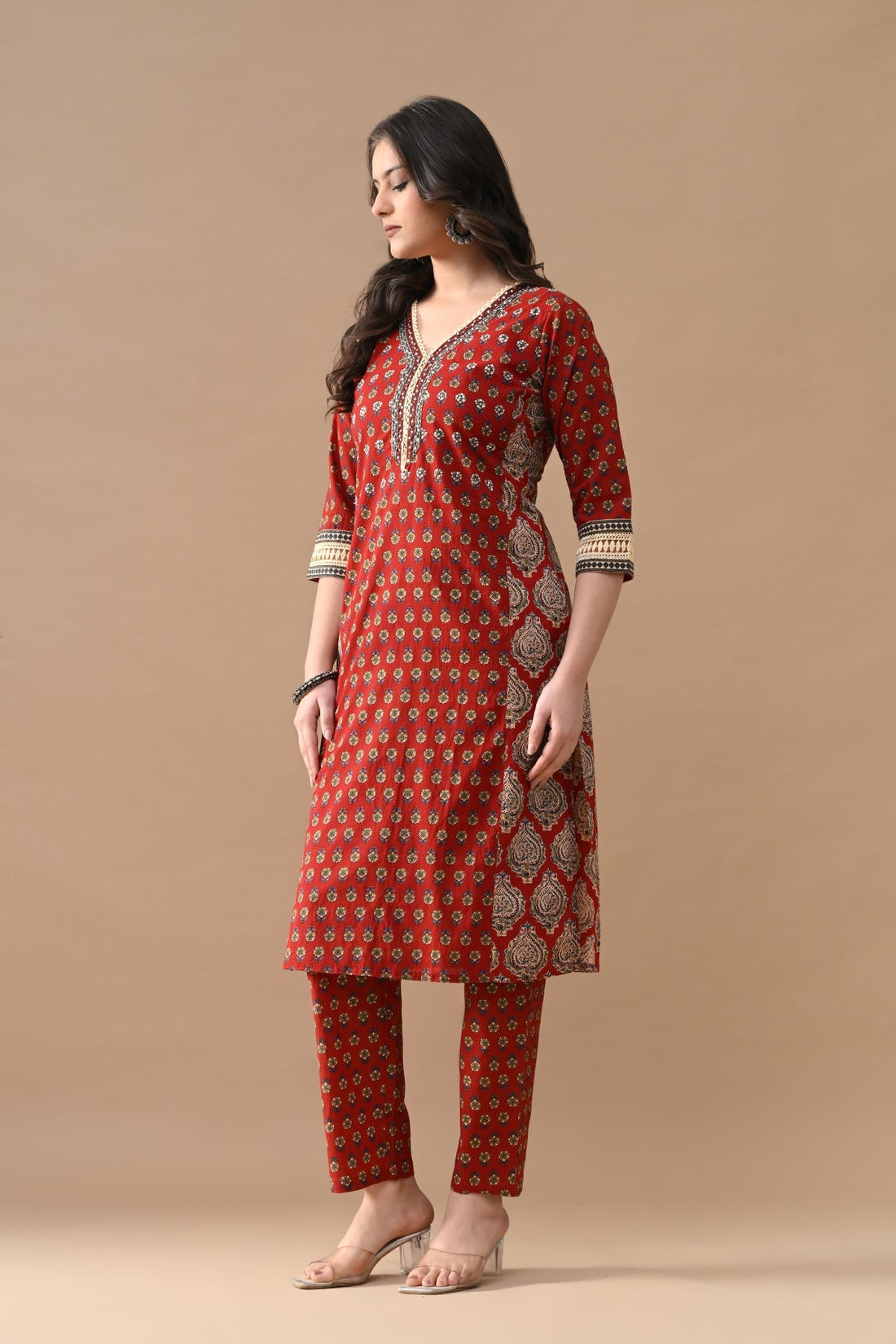 Maroon Floral Printed Kurta 2 Pcs Set