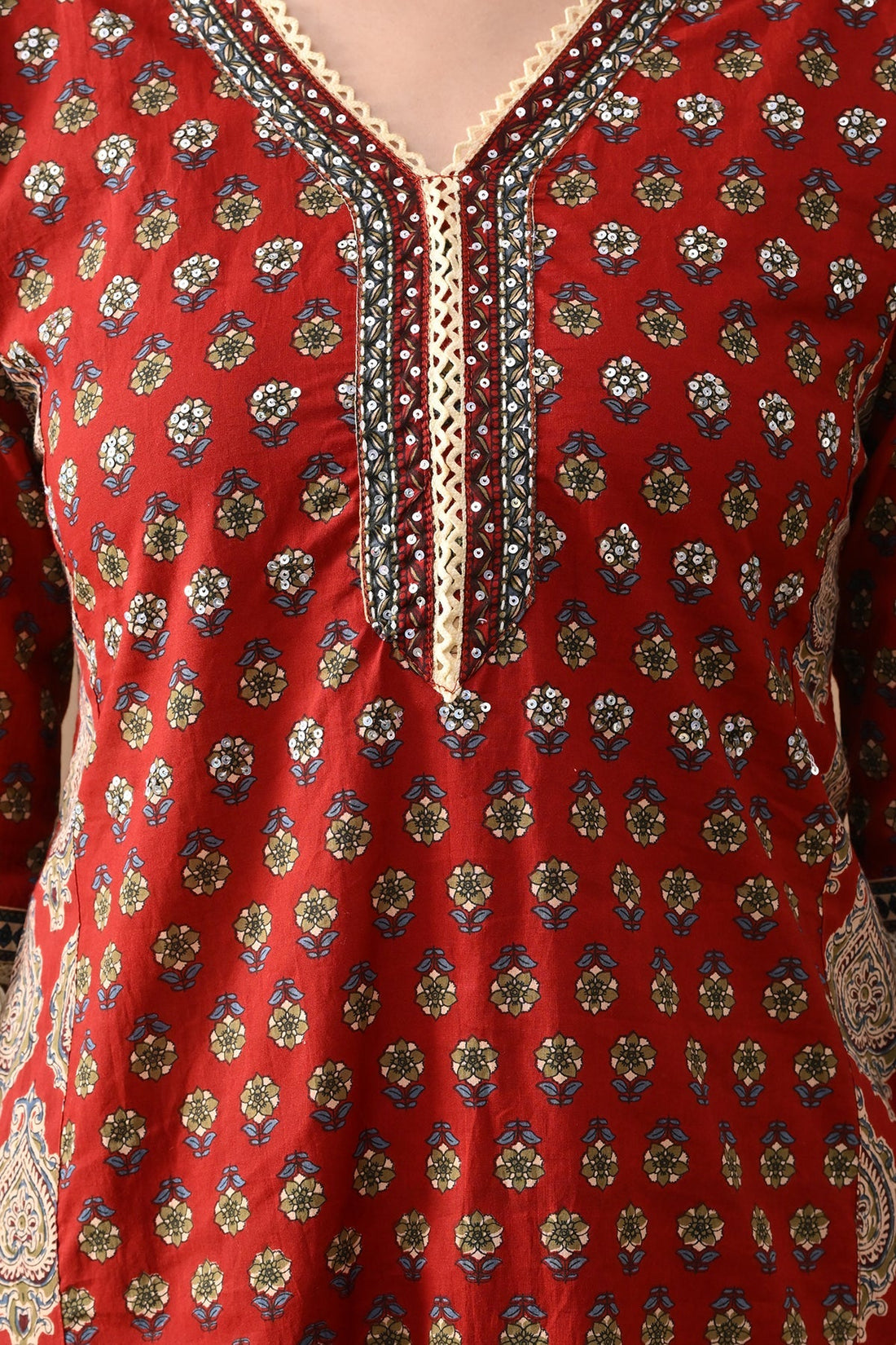 Maroon Floral Printed Kurta 2 Pcs Set