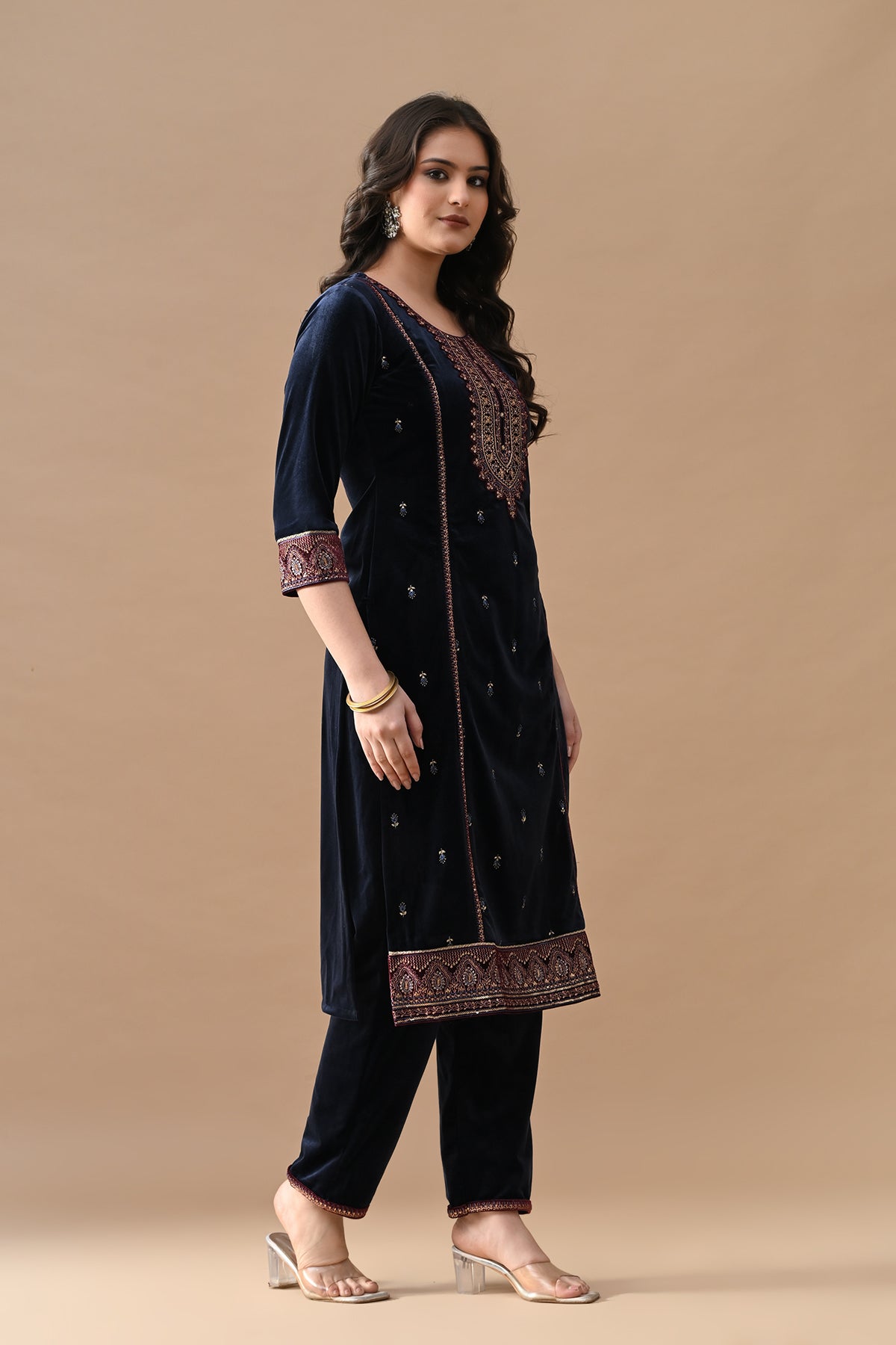 Blue Zari Embroidered Kurta 3 Pcs Set