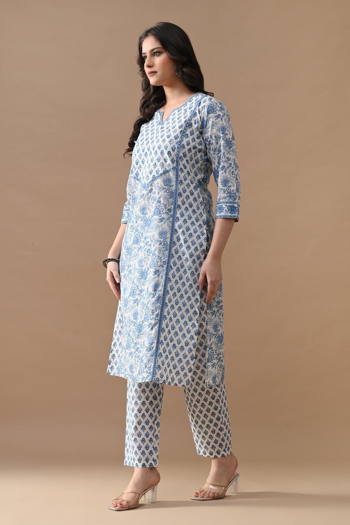 Cream Floral Printed Kurta 2 Pcs Set
