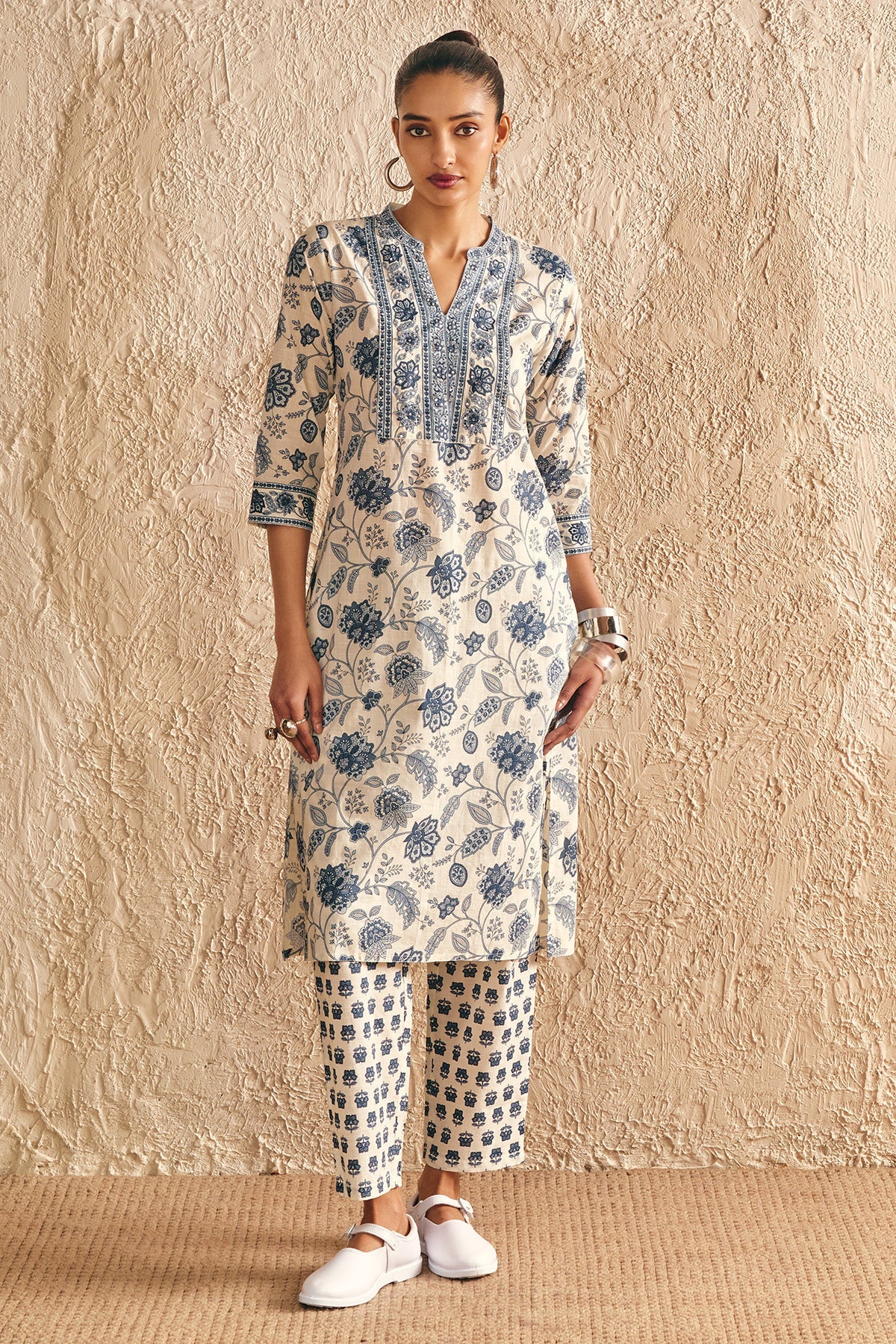 White Printed Kurta 3 Pcs Set
