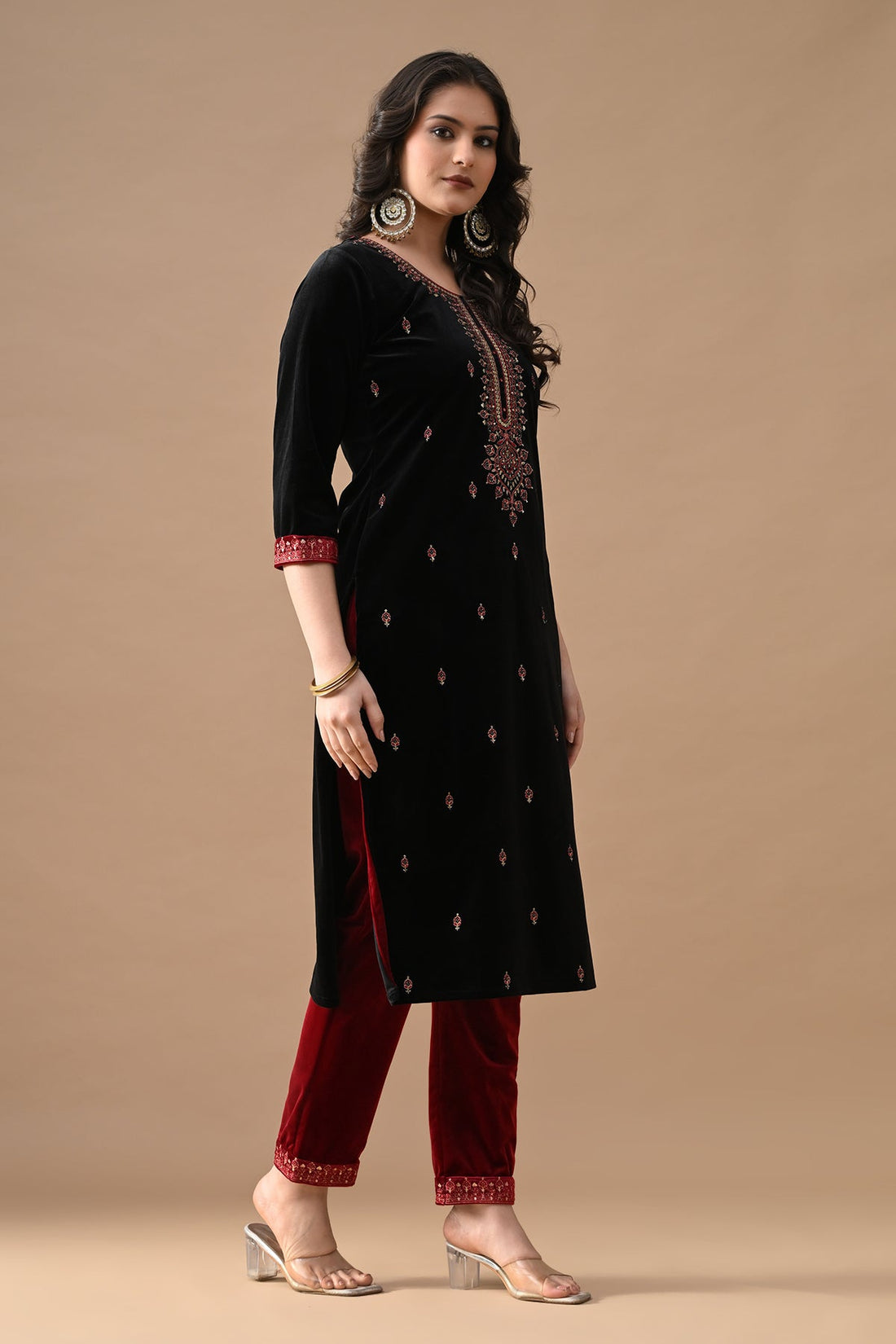 Black Embroidered Velvet Kurta 3 Pcs Set