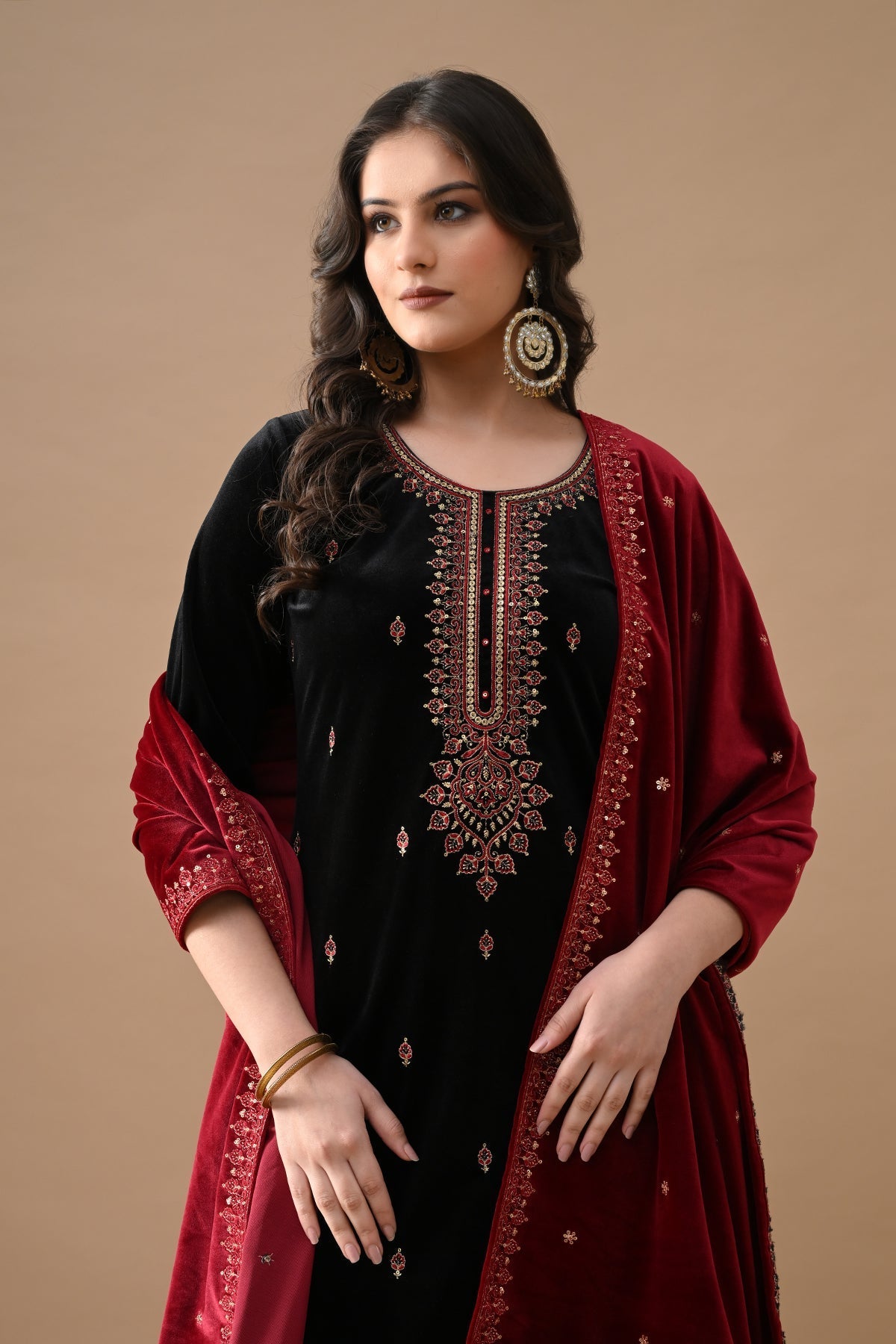 Black Embroidered Velvet Kurta 3 Pcs Set