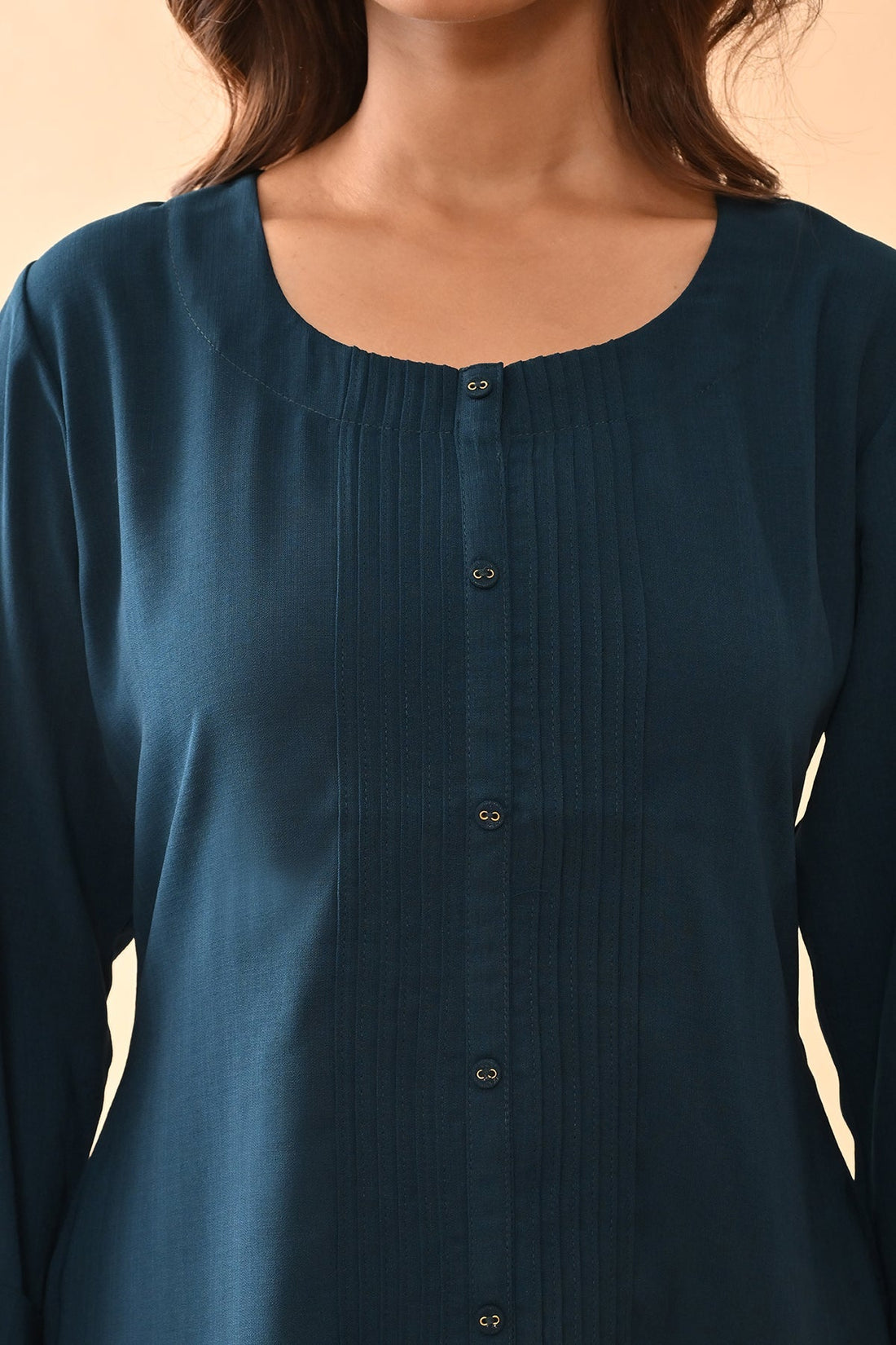 Green Solid Straight Top