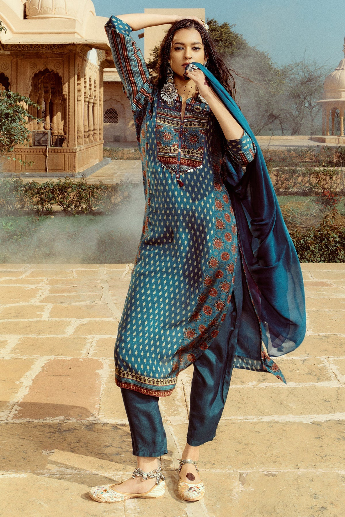 Green Printed Straight Kurta 3 Pcs Set