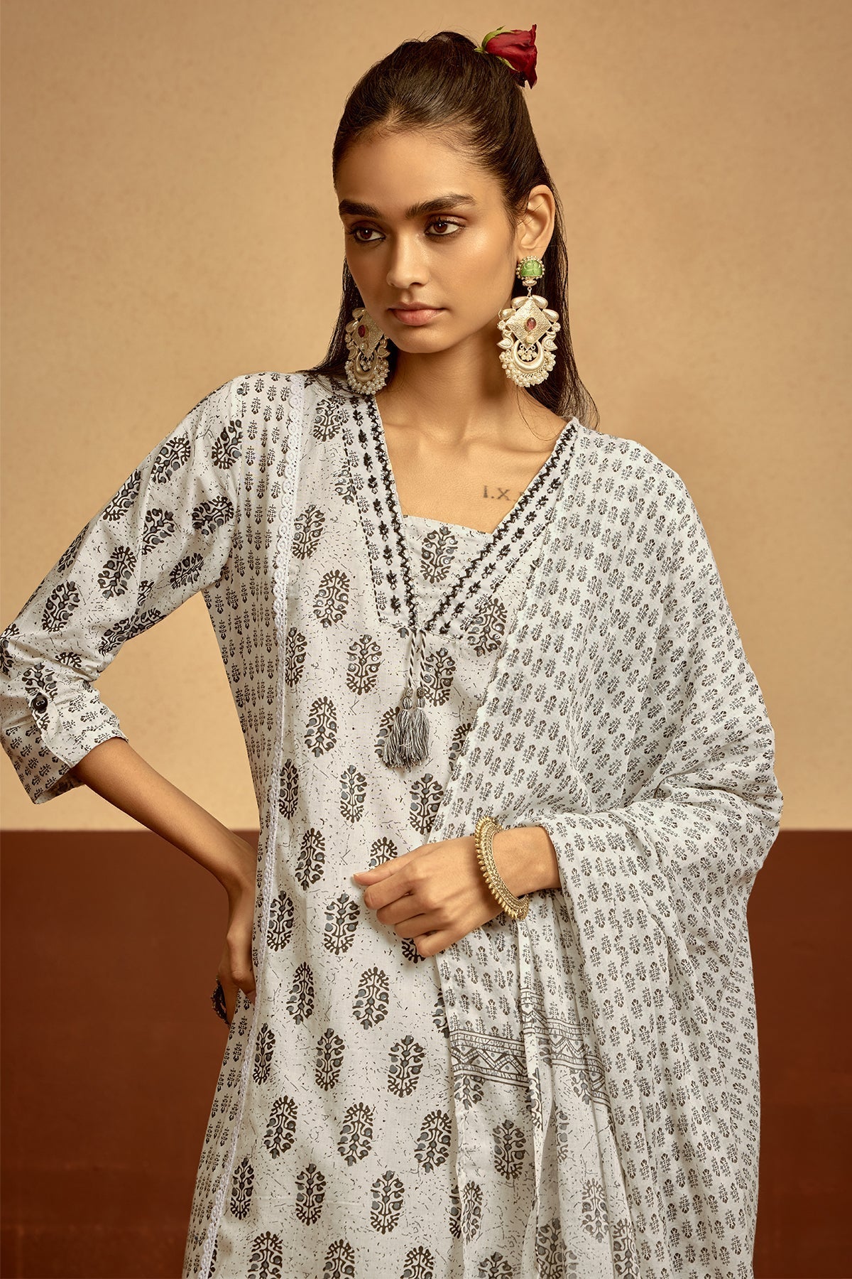 White Printed Kurta 3 Pcs Set