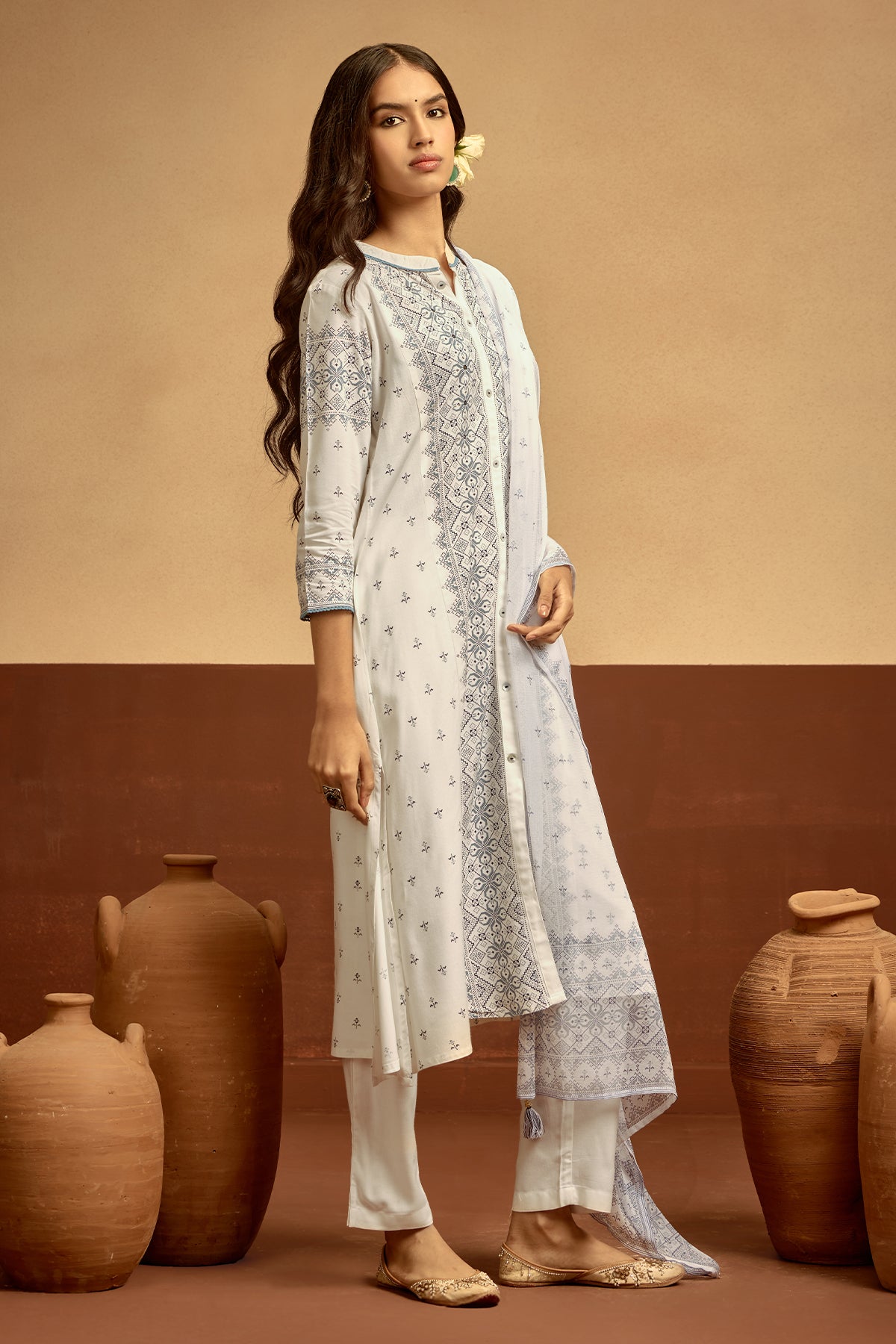 White Printed Kurta 3 Pcs Set