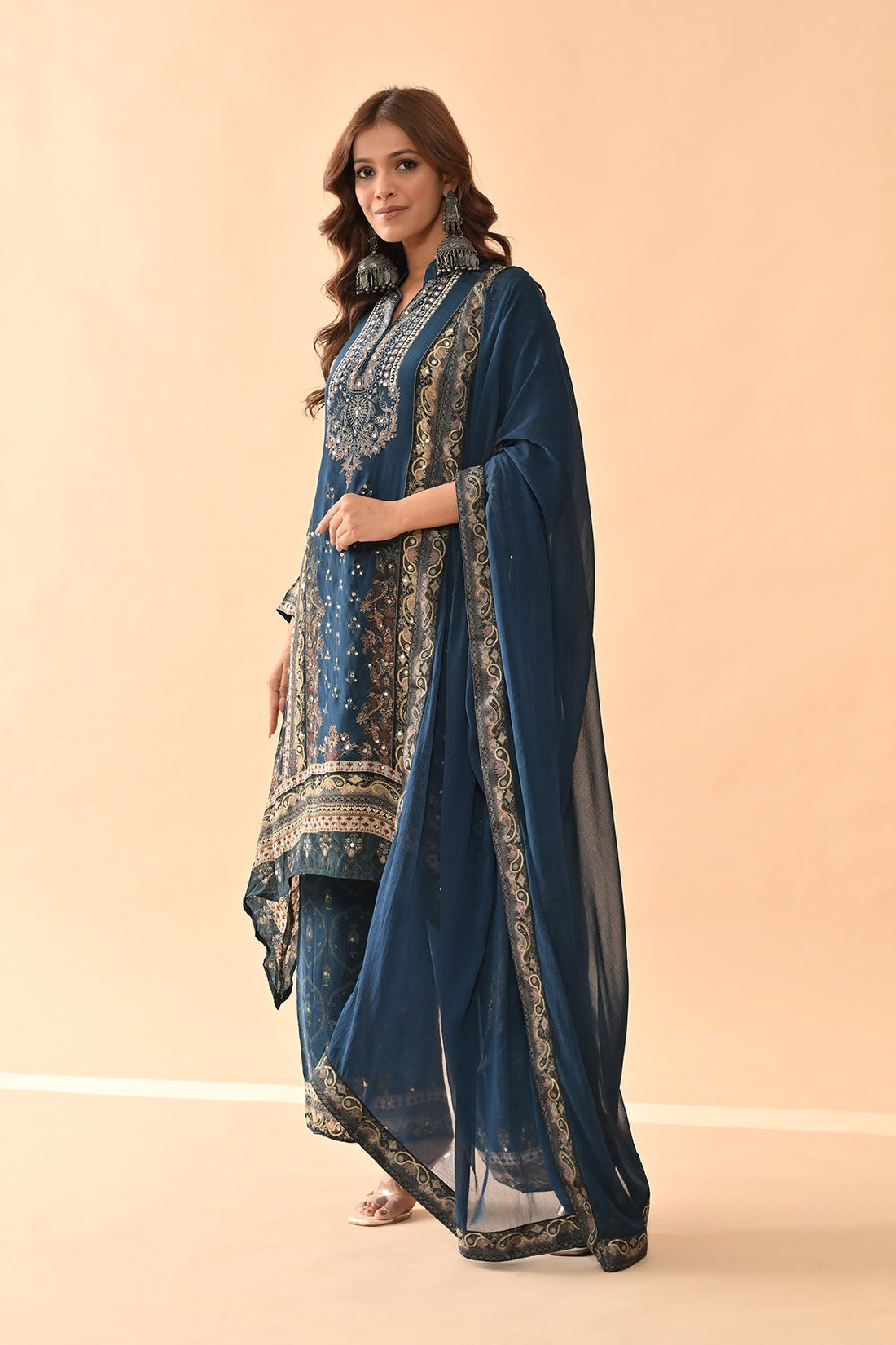 Teal Embellished Kurta 3 Pcs Set