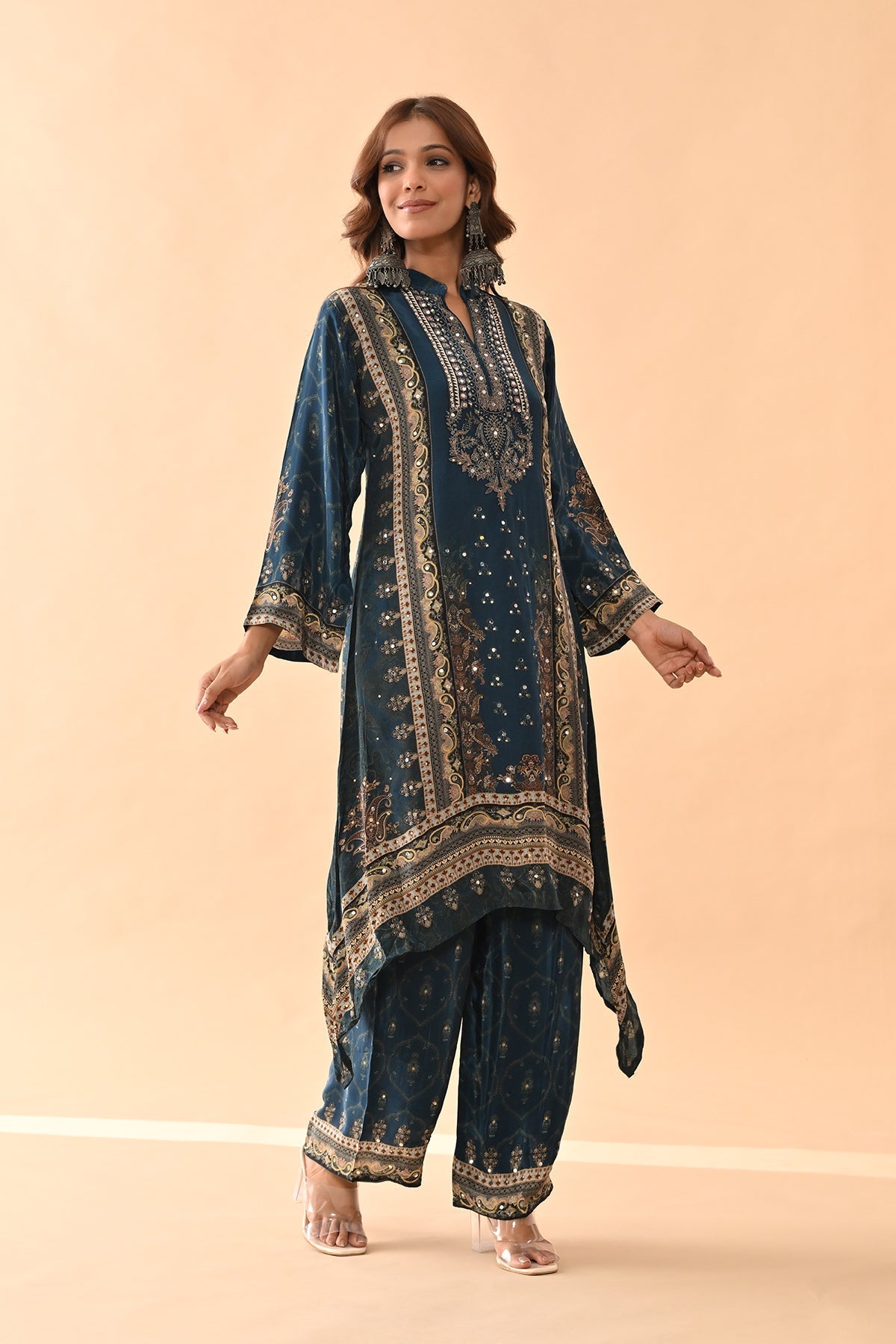 Teal Embellished Kurta 3 Pcs Set