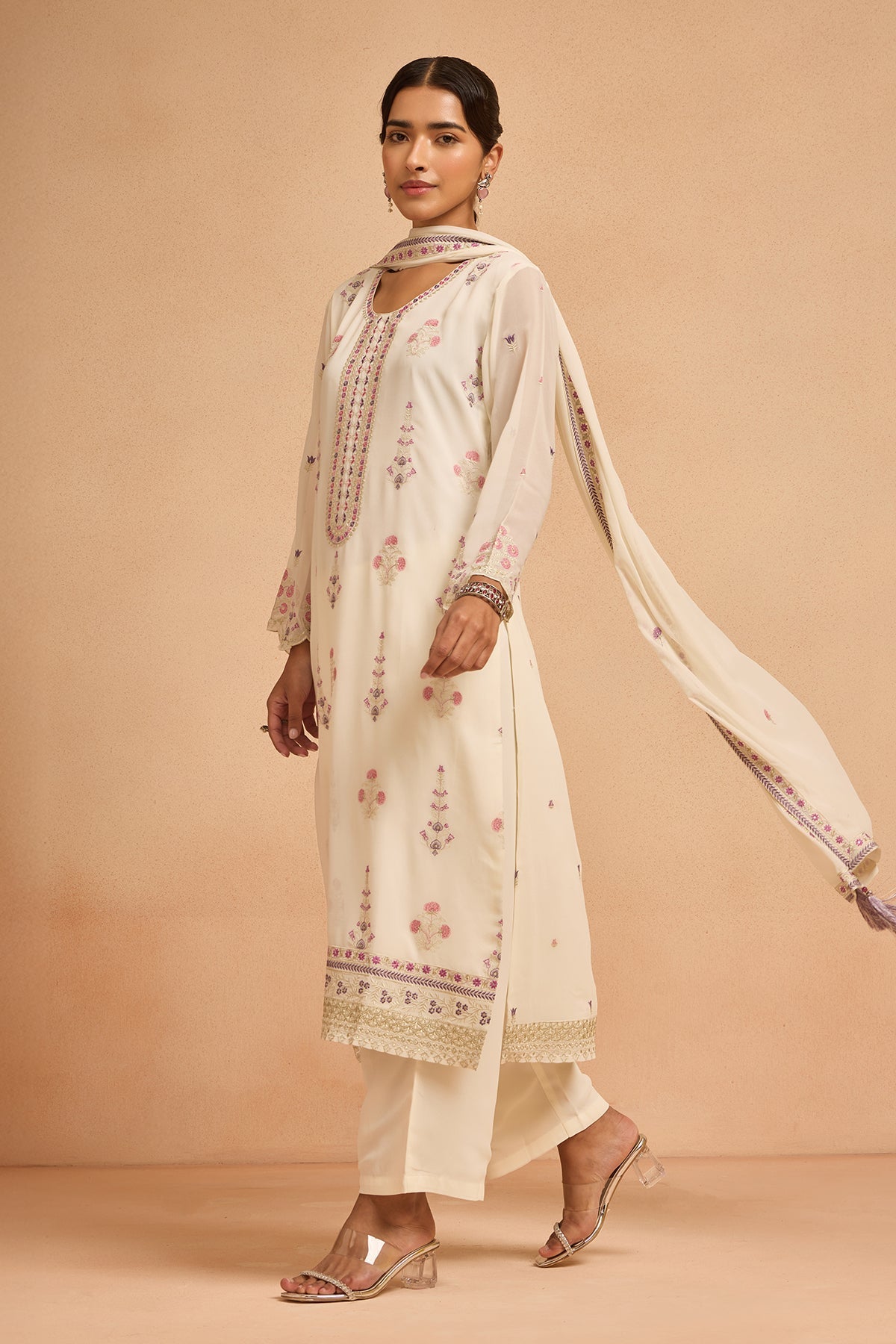 Cream Embroidered Kurta 3 Pcs Set