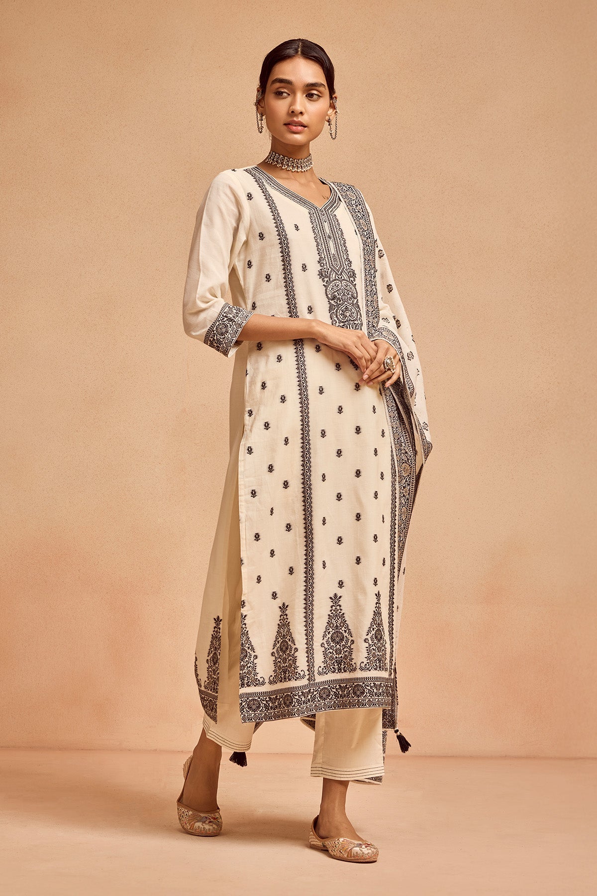 Cream Printed Kurta 3 Pcs Set