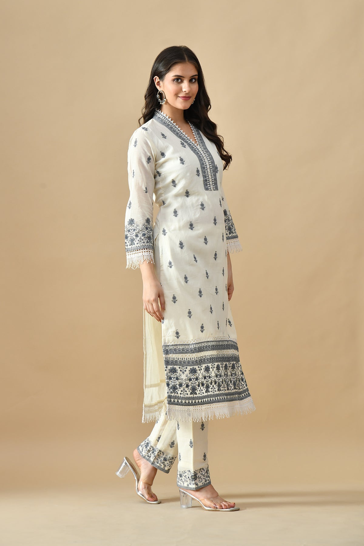 Cream Embroidered Kurta 3 Pcs Set