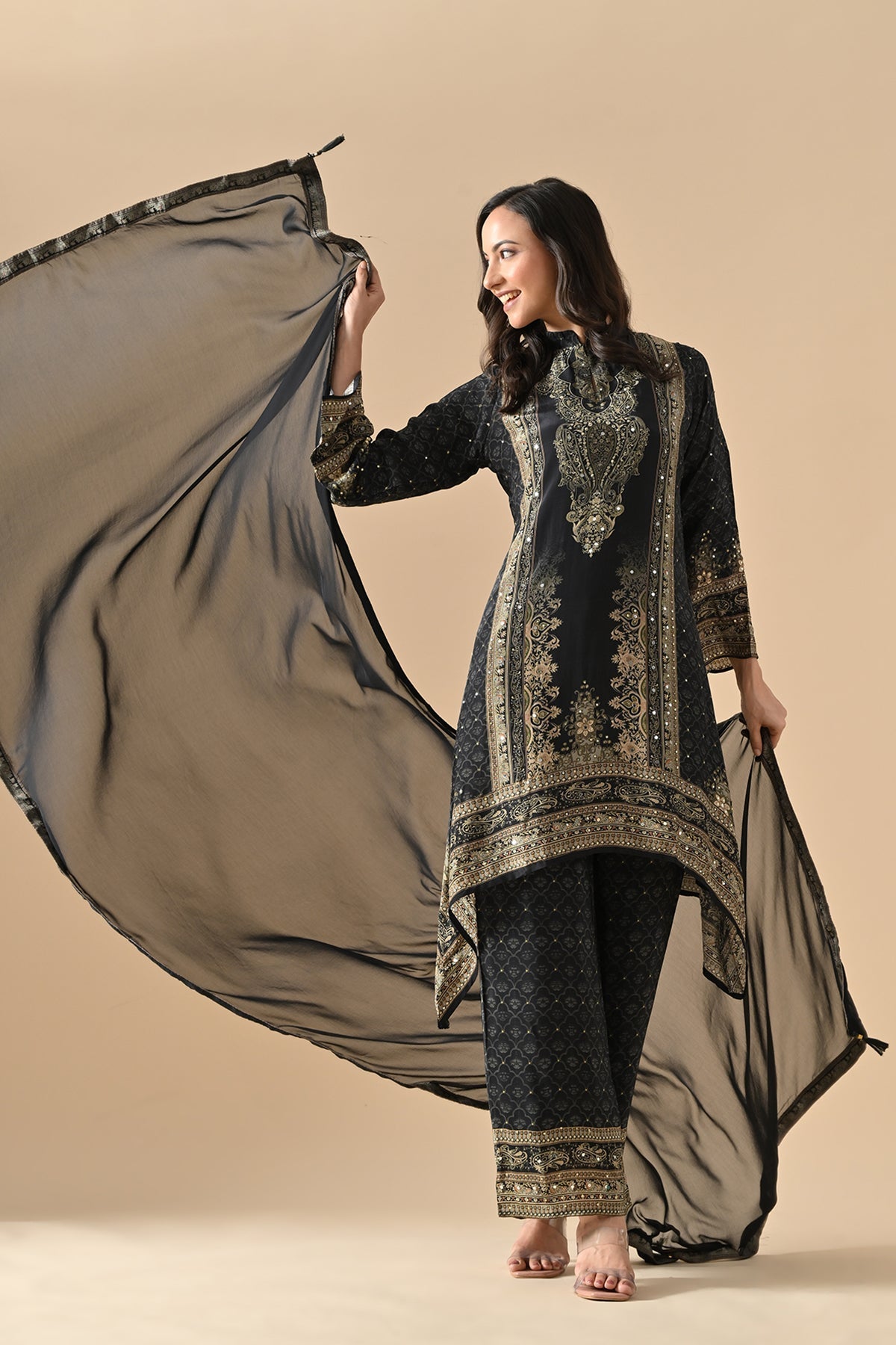Black Embellished Kurta 3 Pcs Set