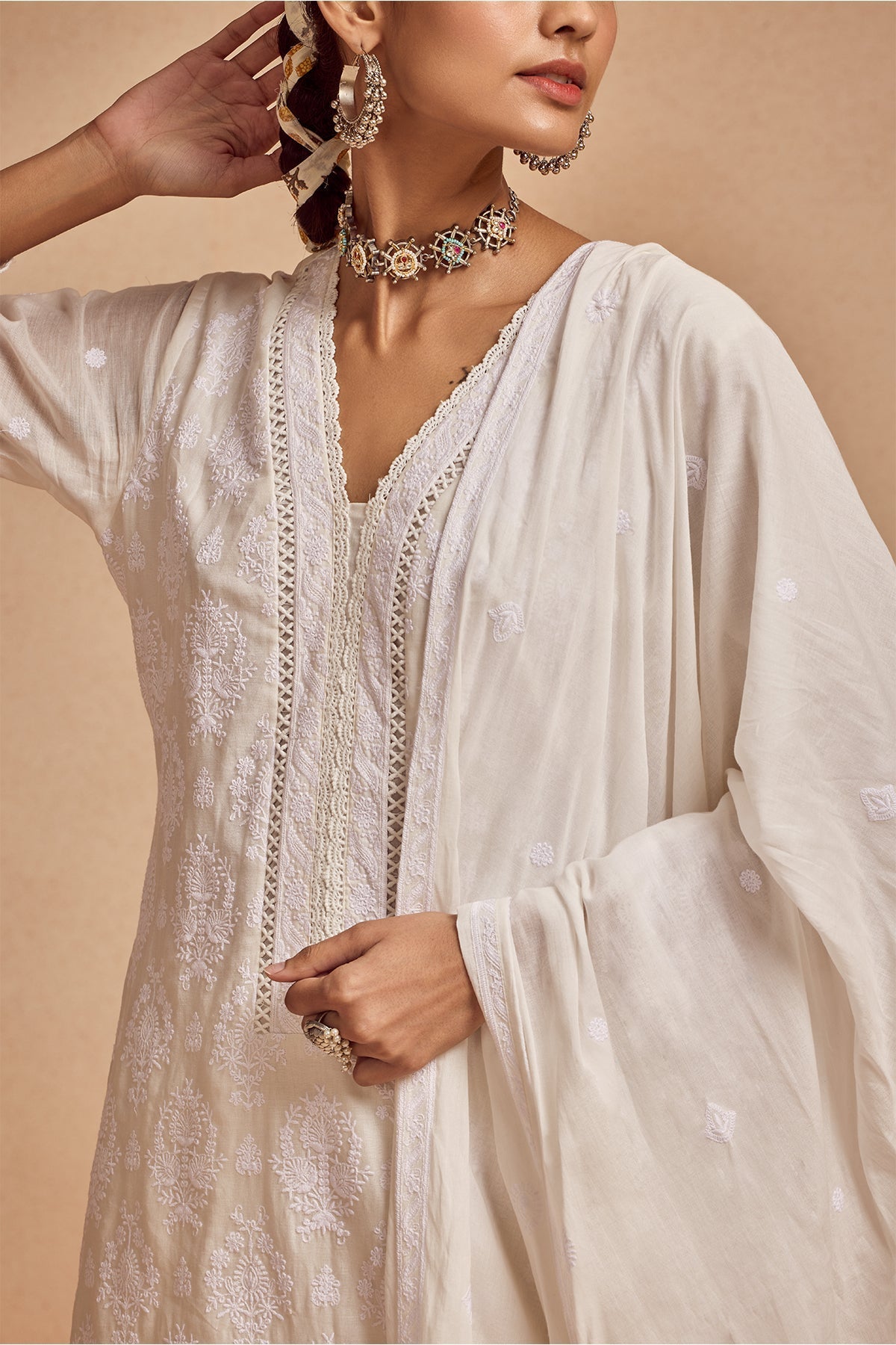 White Embroidered Kurta 3 Pcs Set