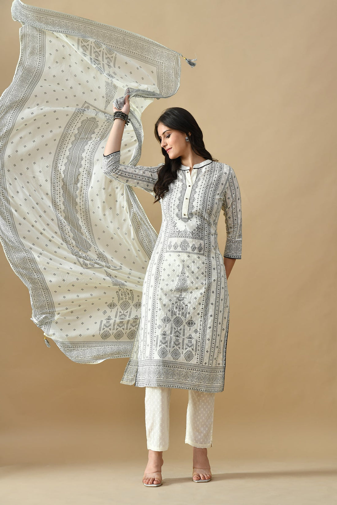Cream Printed Kurta 3 Pcs Set