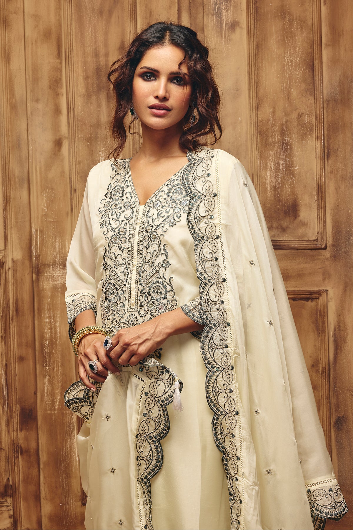 Cream Embroidered Kurta 3 Pcs Set