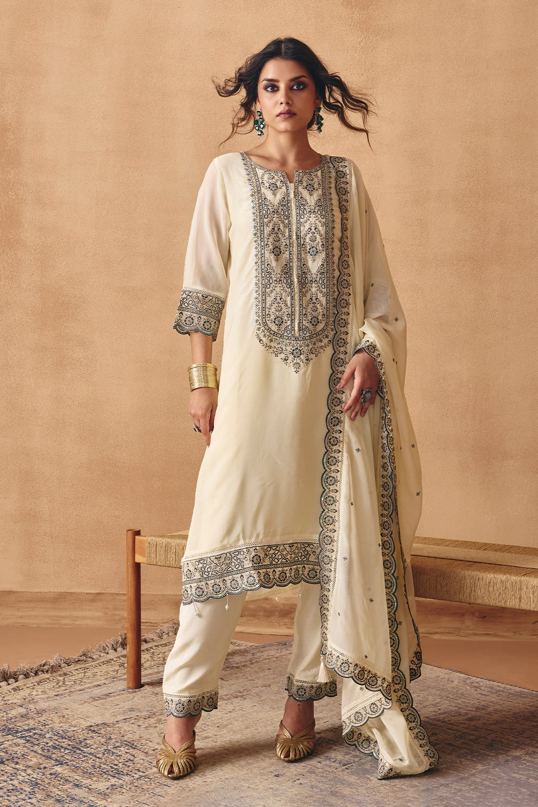 Cream Embroidered Kurta 3 Pcs Set