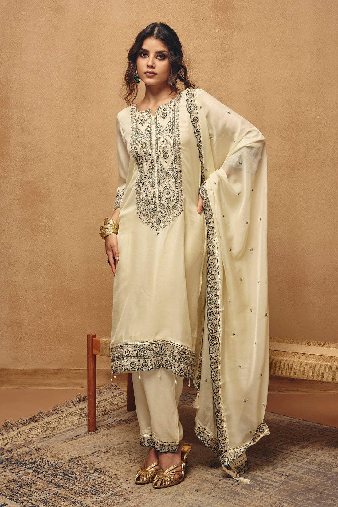 Cream Embroidered Kurta 3 Pcs Set