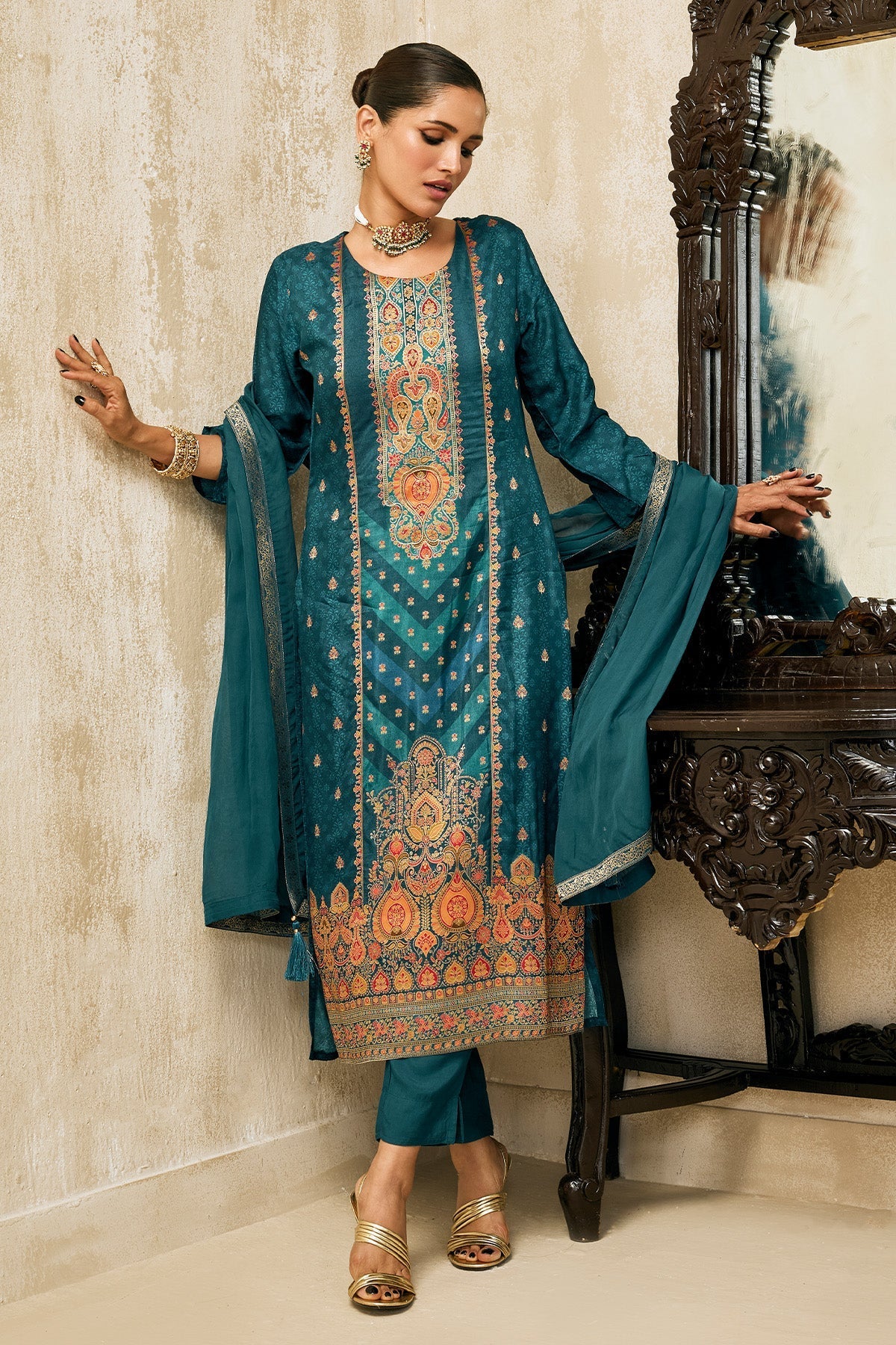Blue Embellished Kurta 3 Pcs Set