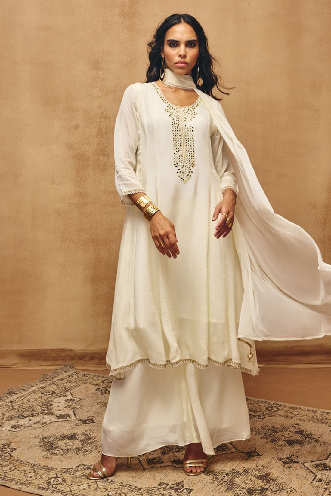 Cream Solid Kurta 3 Pcs Set