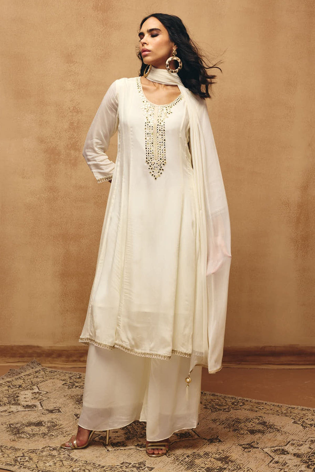 Cream Solid Kurta 3 Pcs Set