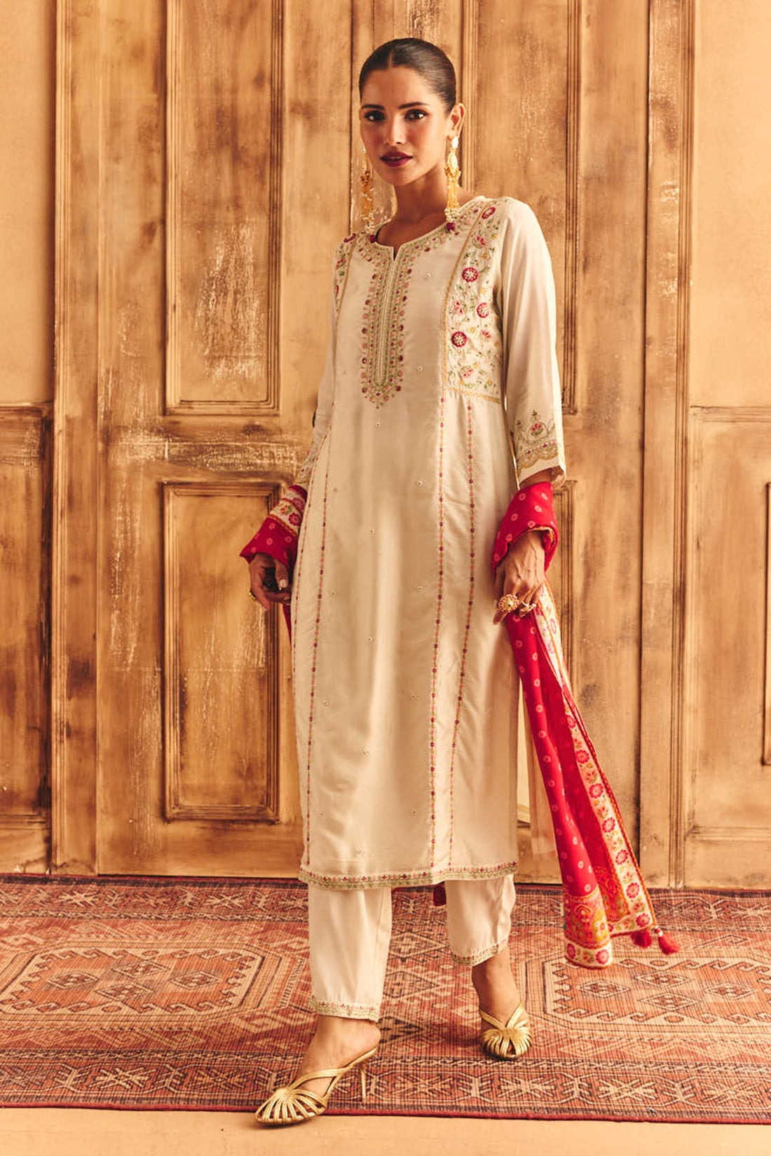 Cream Embroidered Kurta 3 Pcs Set