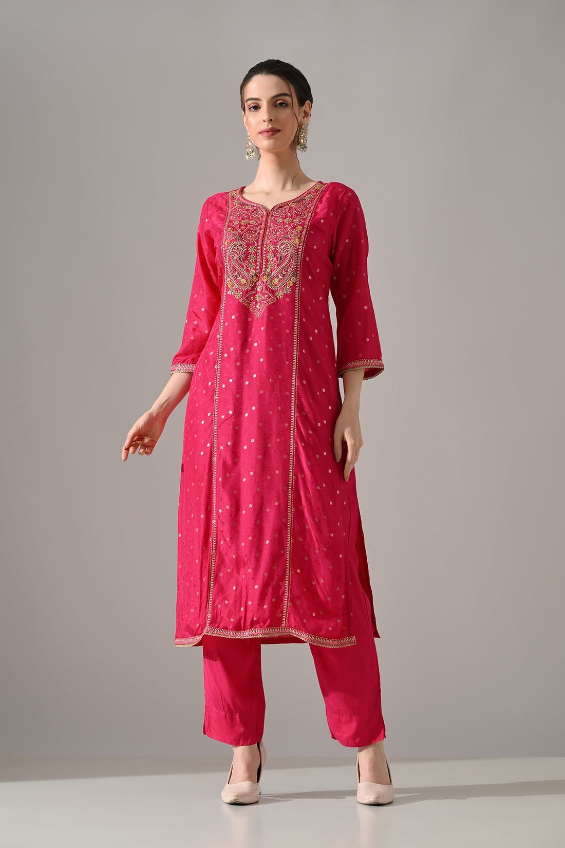 Pink Embroidered Kurta 3 Pcs Set