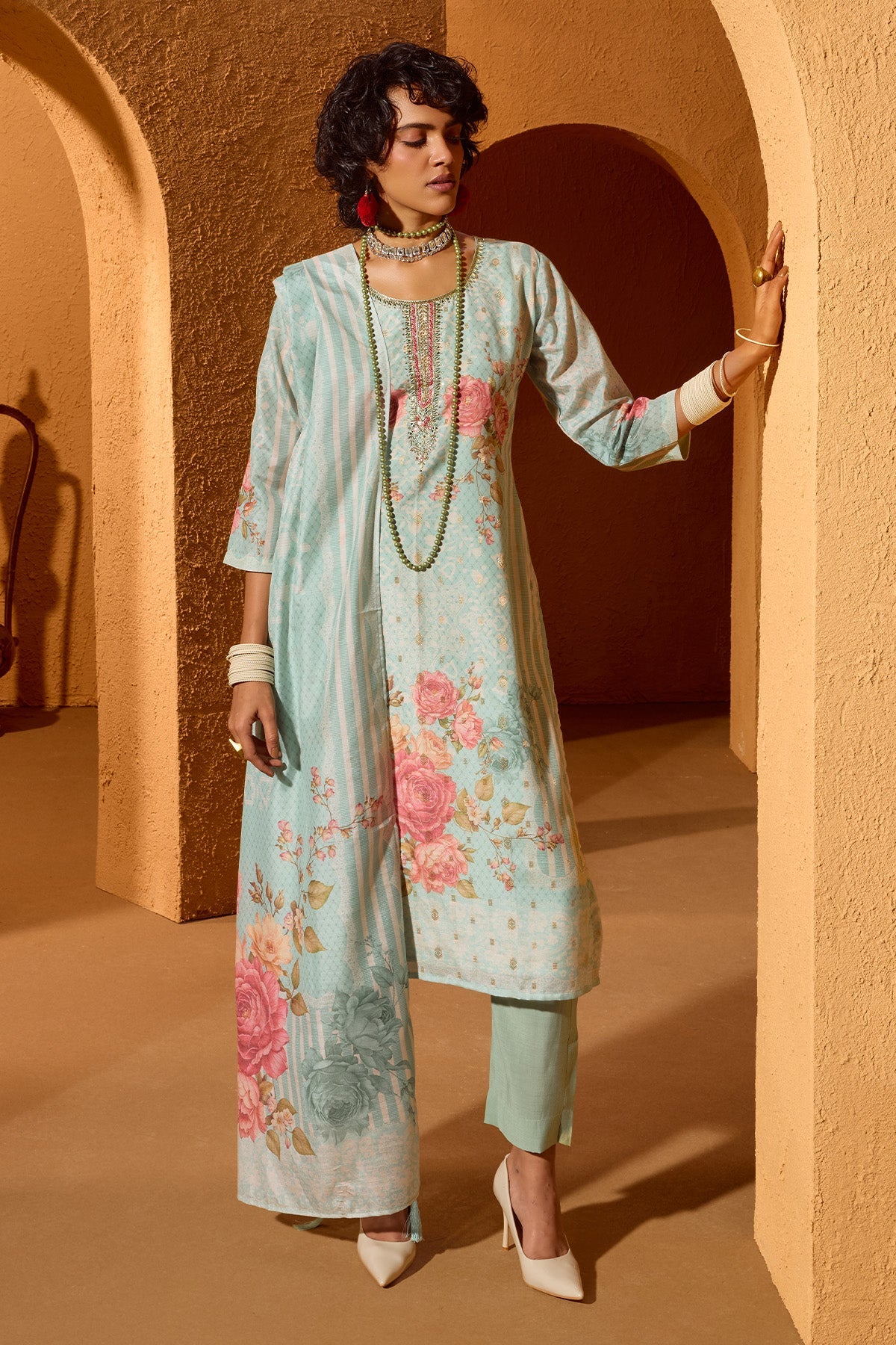 Green Printed Embellished Kurta 3 Pcs Set