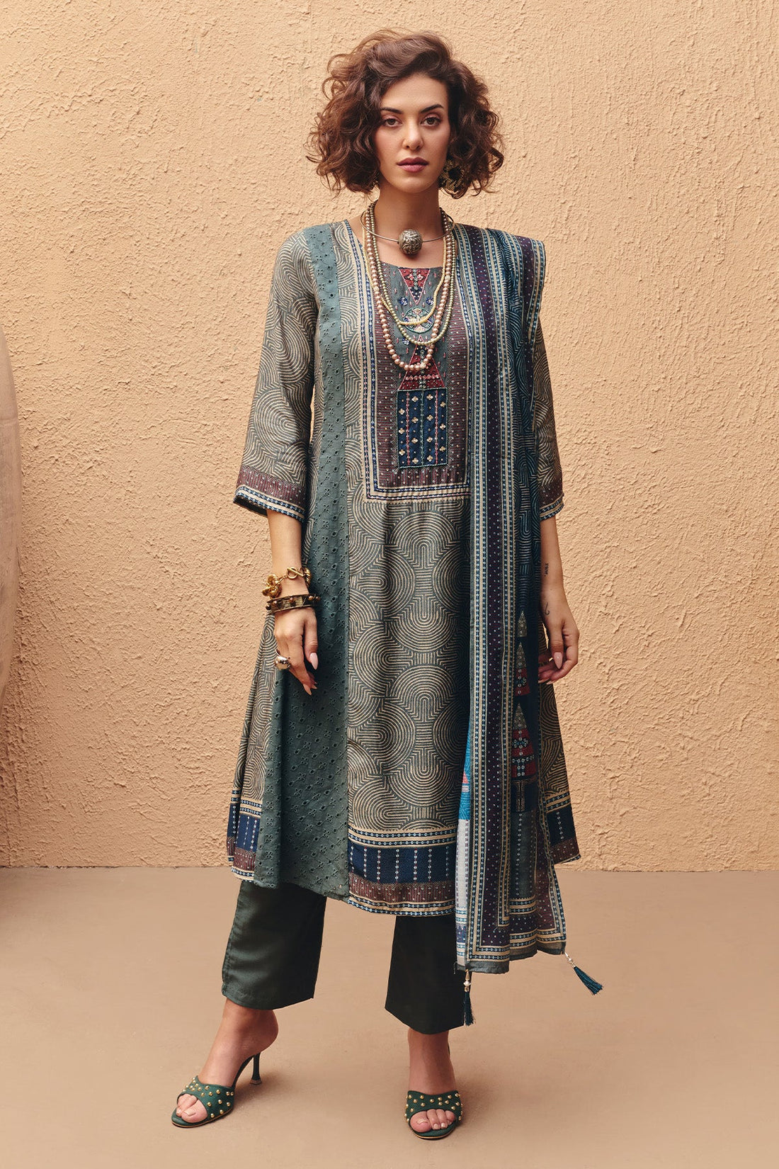 Green Printed Kurta 3 Pcs Set
