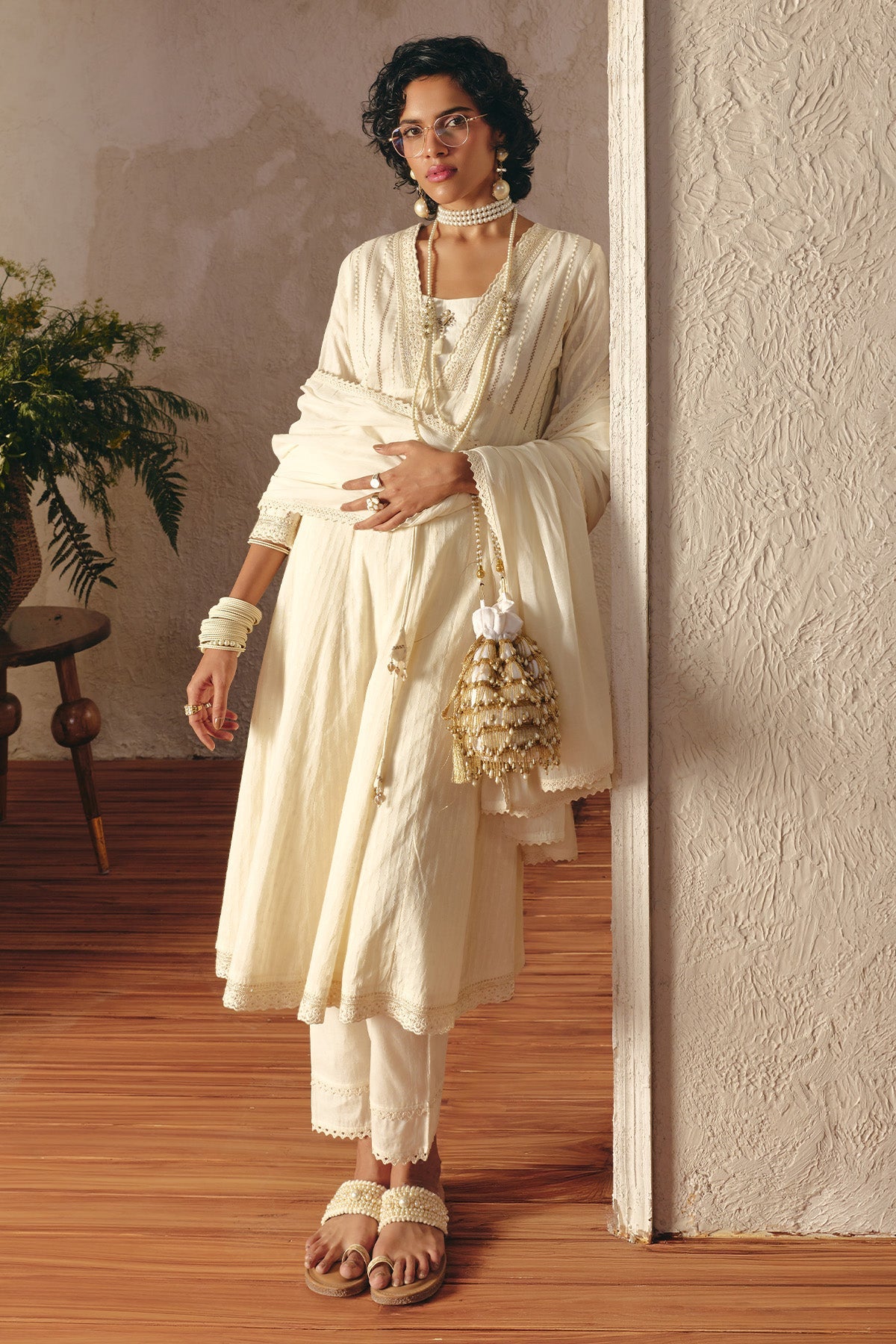 Cream Embellished Kurta 3 Pcs Set