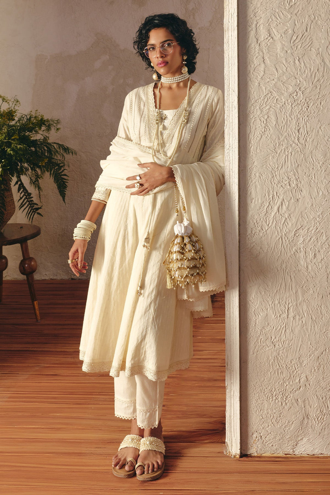 Cream Embellished Kurta 3 Pcs Set