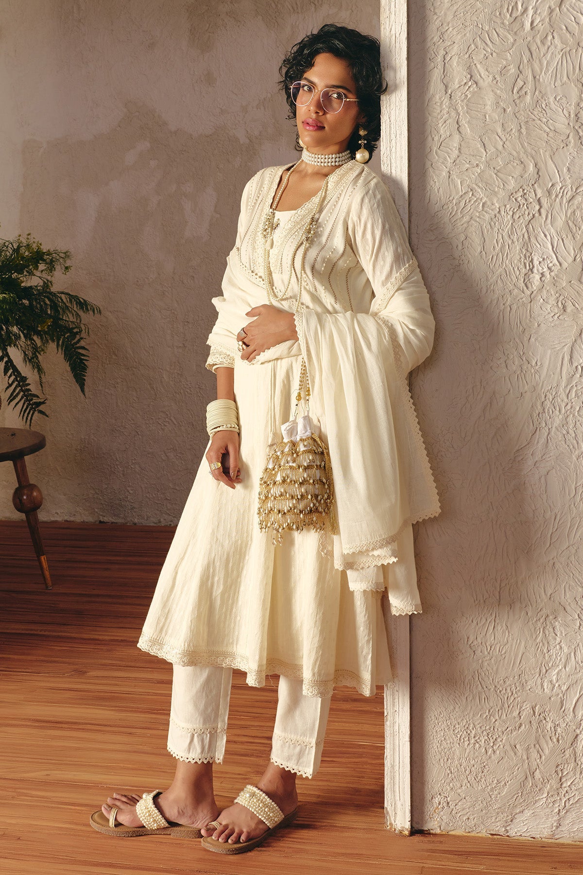 Cream Embellished Kurta 3 Pcs Set