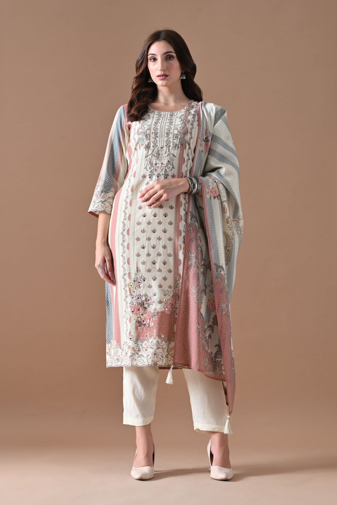 Cream Embellished Kurta 3 Pcs Set