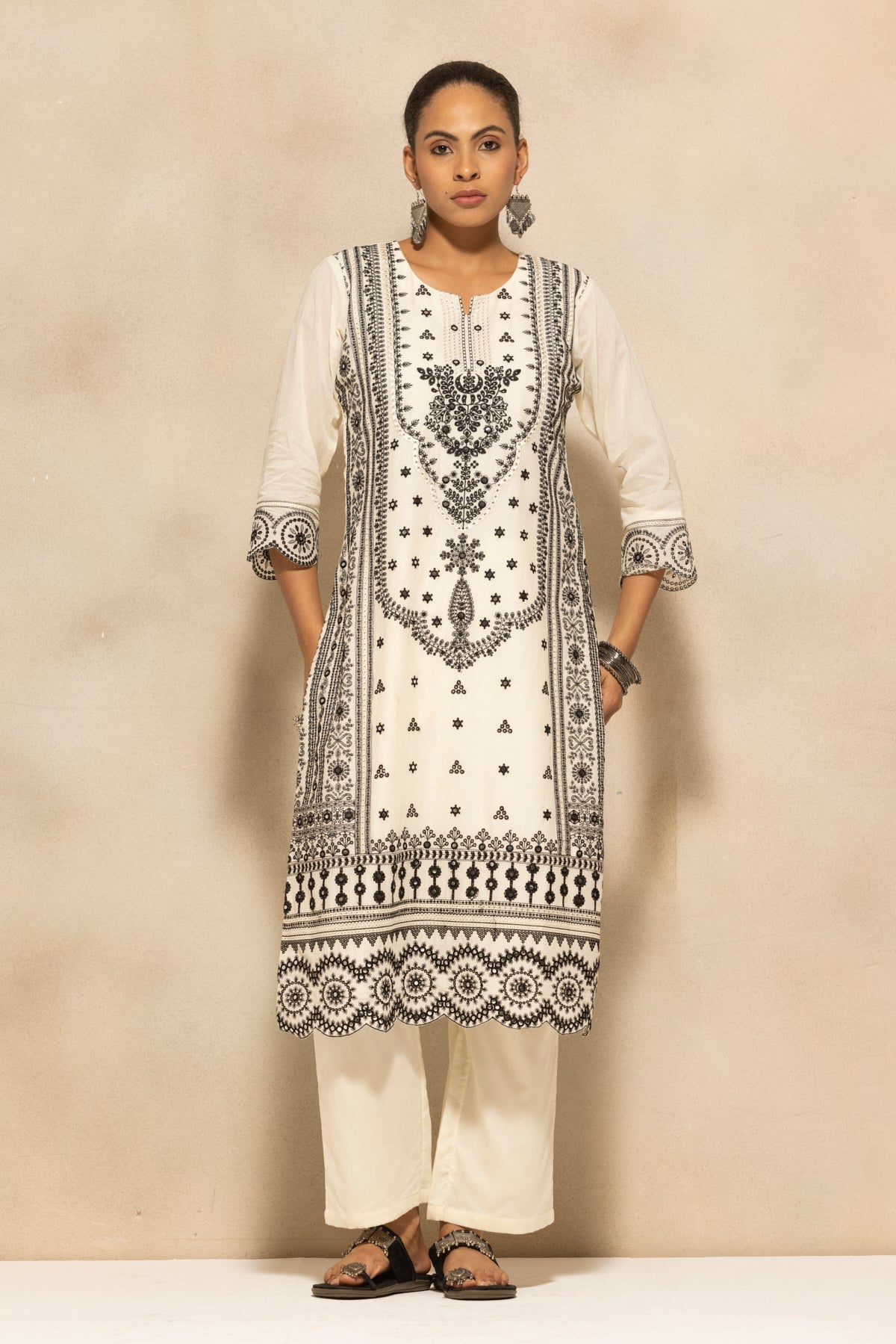 Cream Embroidered Kurta 3 Pcs Set
